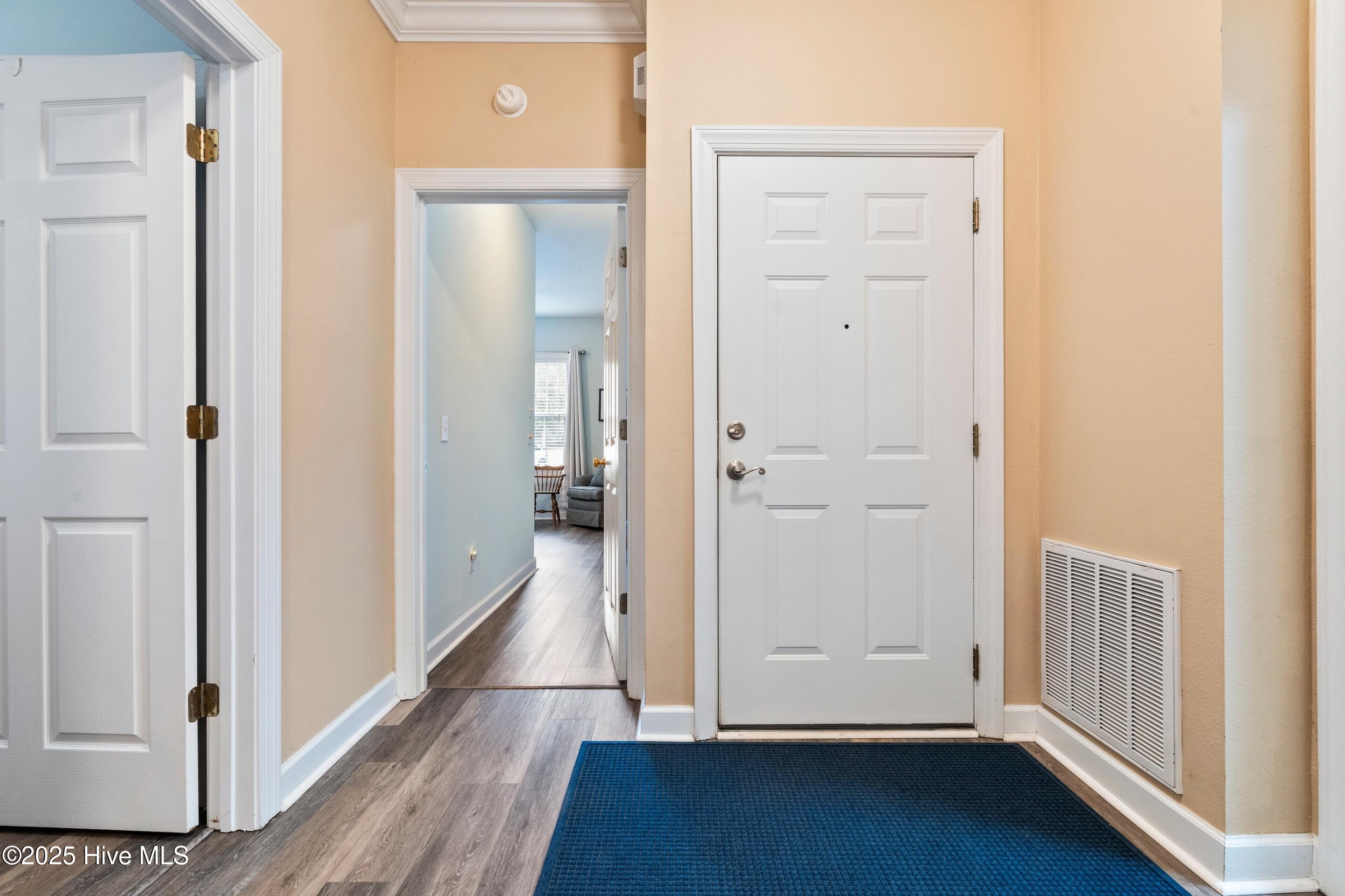 180 Clubhouse Road Apt 2