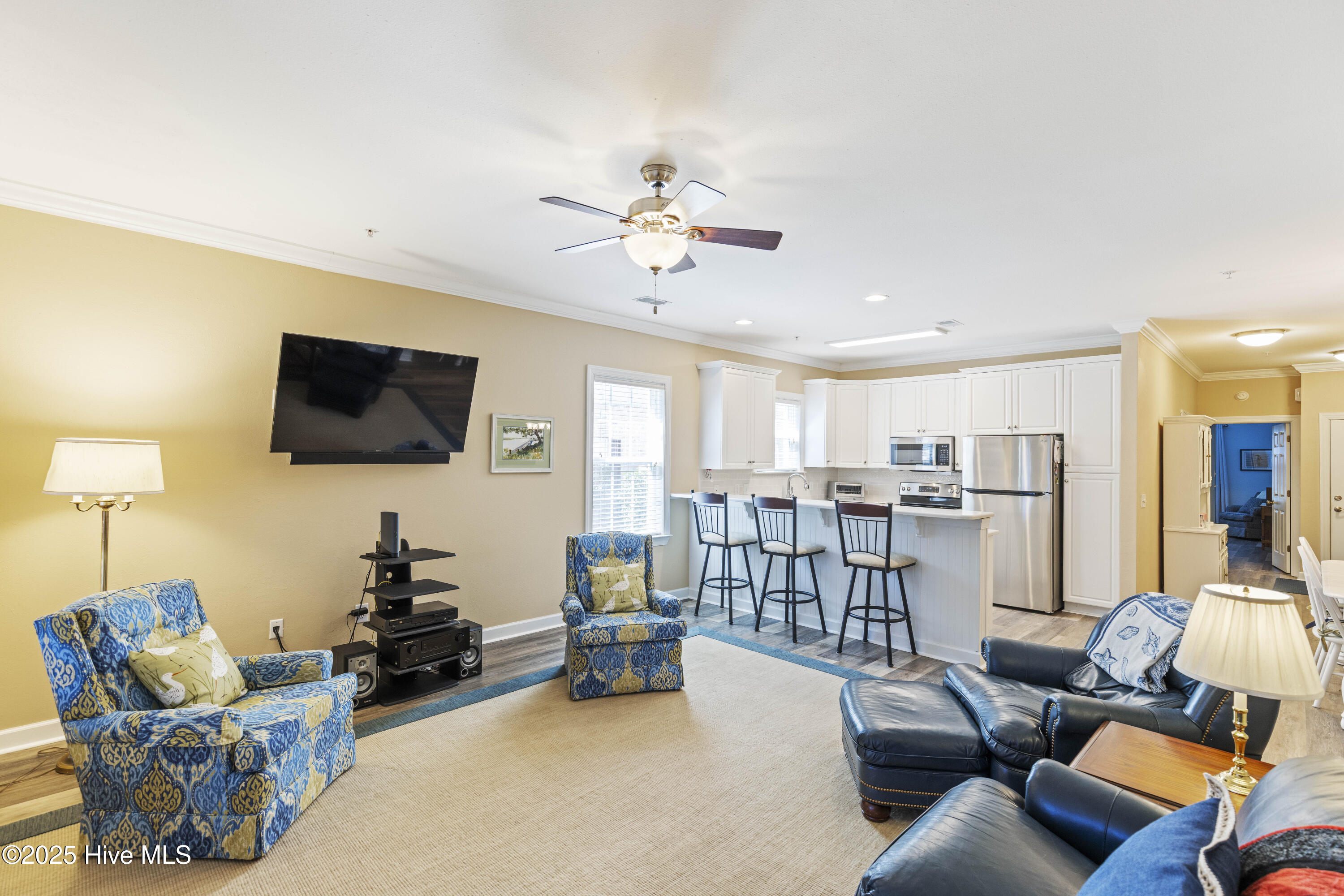180 Clubhouse Road Apt 2