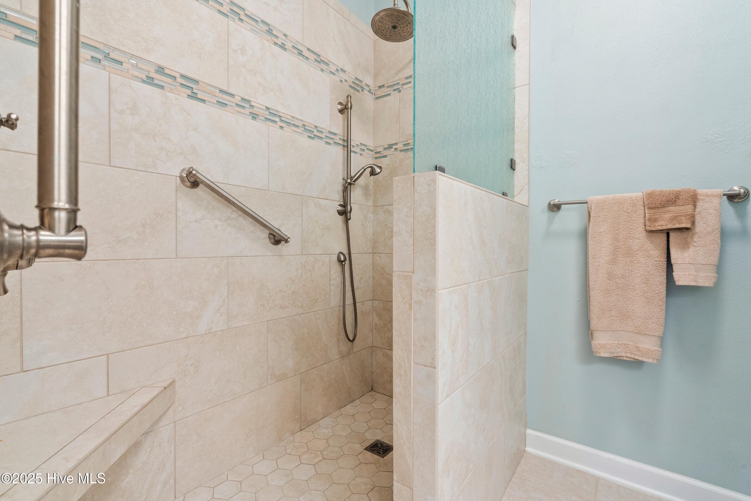180 Clubhouse Road Apt 2