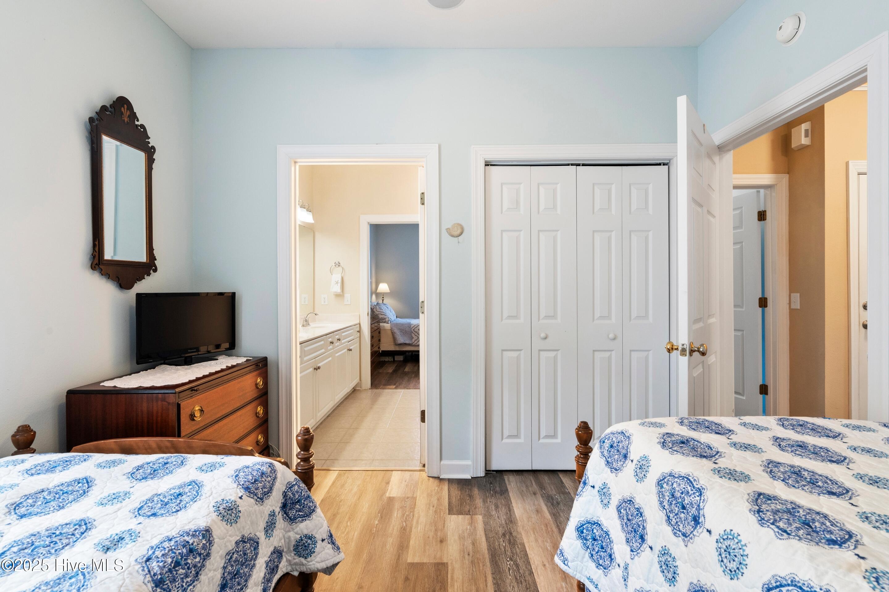 180 Clubhouse Road Apt 2