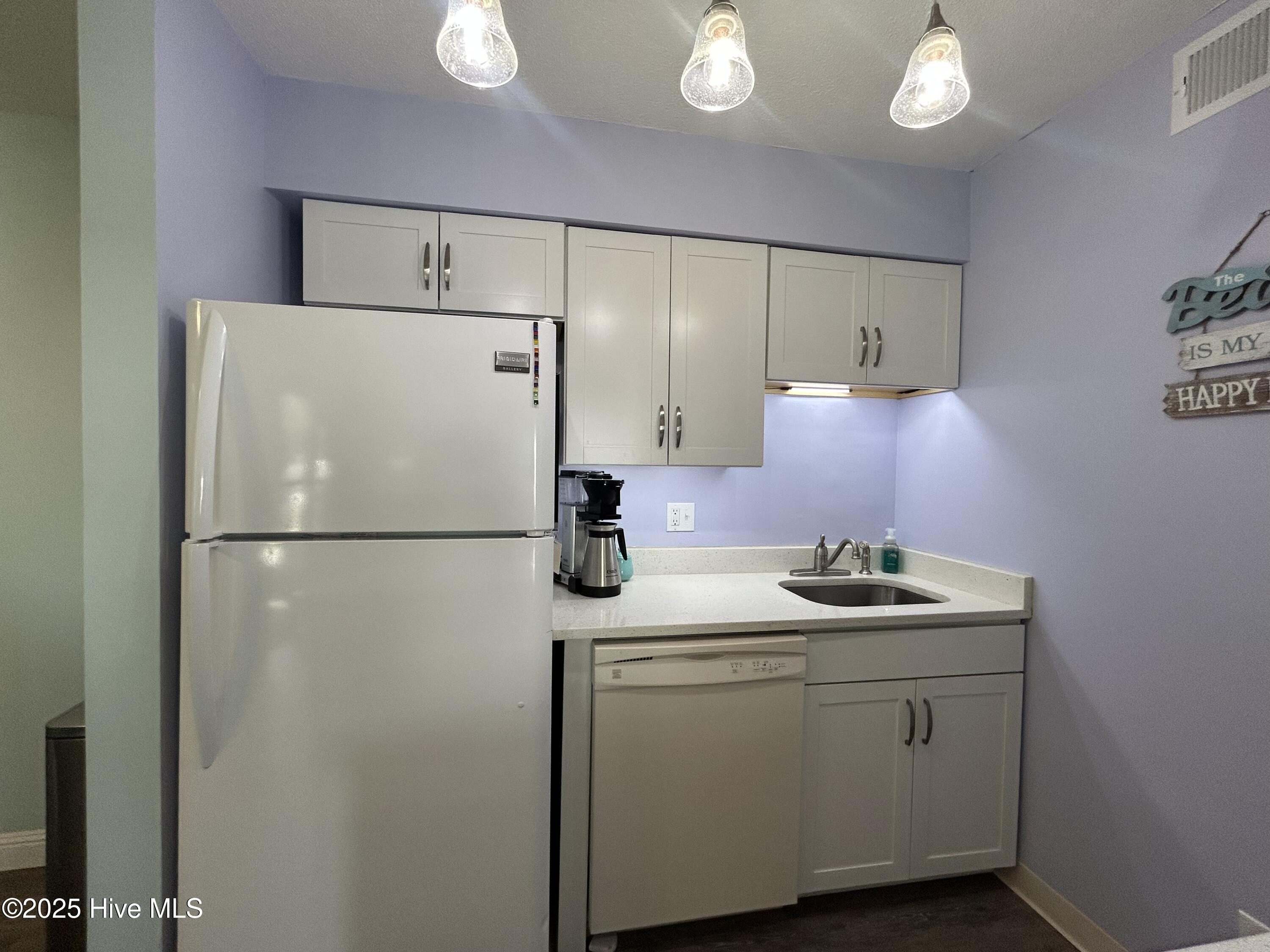 10172 Beach Drive SW Unit 2106