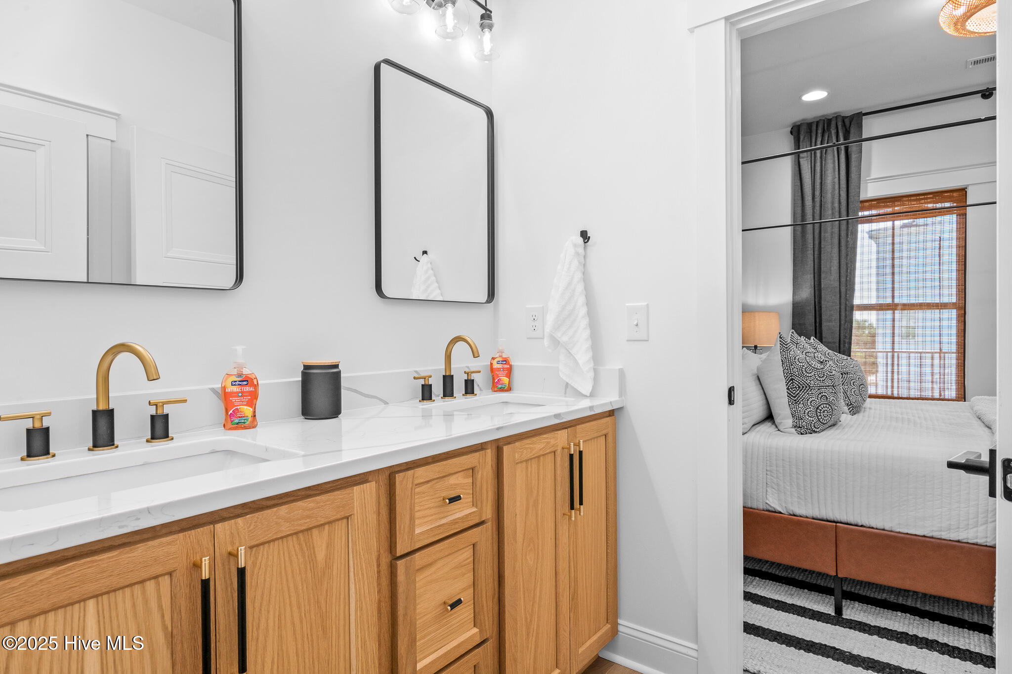1031 Coquina Cove Drive