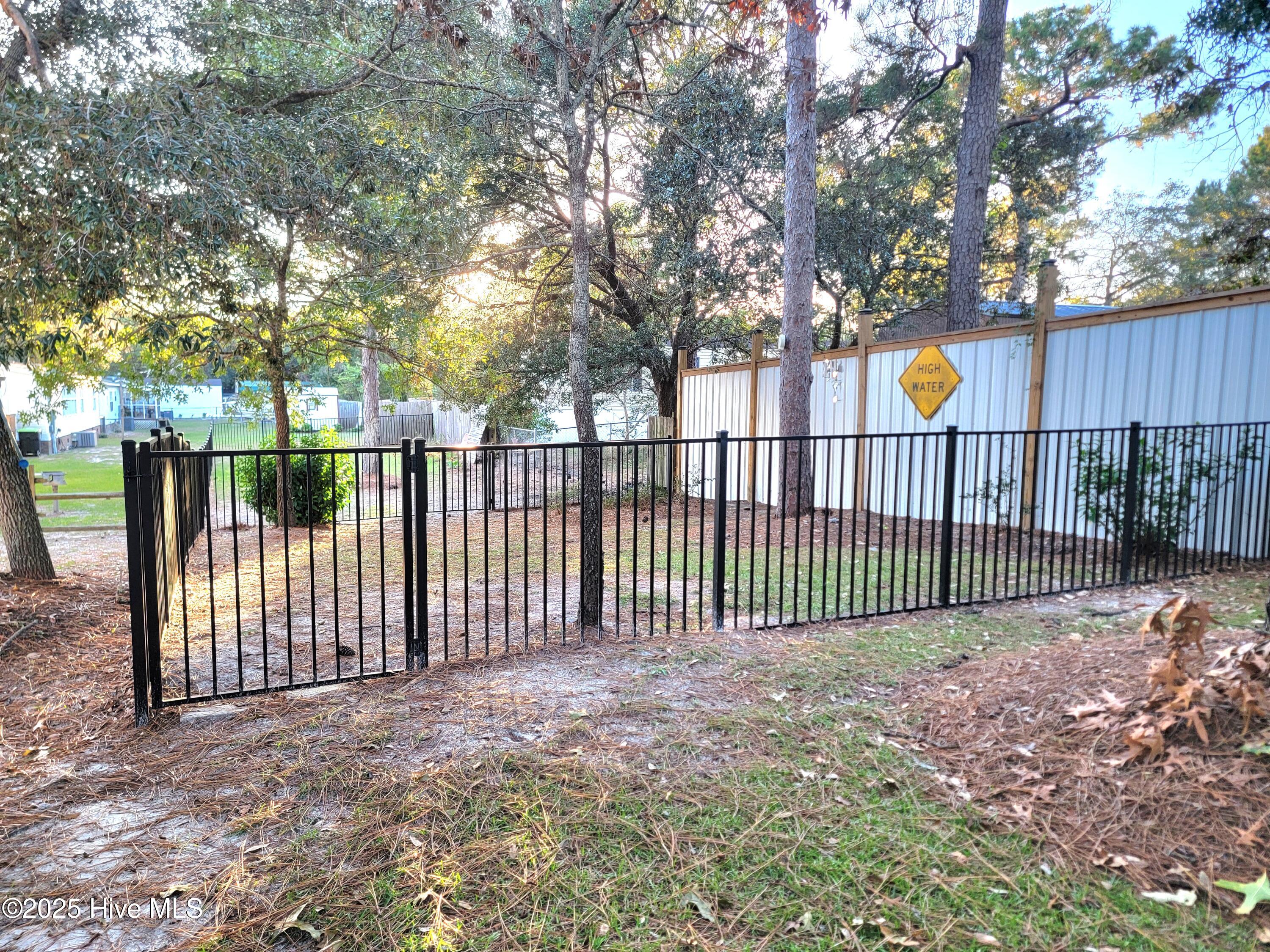 2152 Forest Drive SW