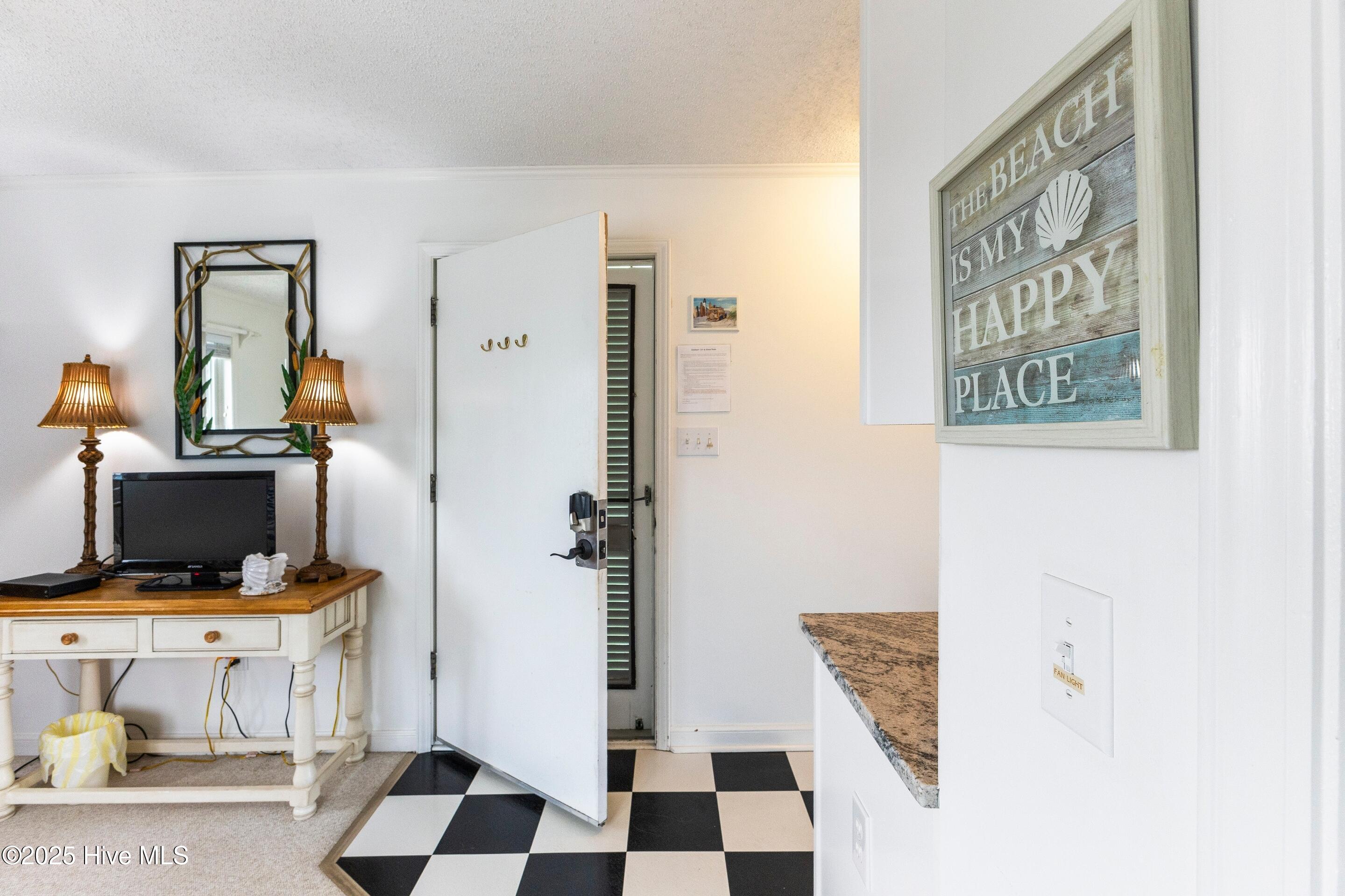 1068 Ocean Boulevard W # 8b