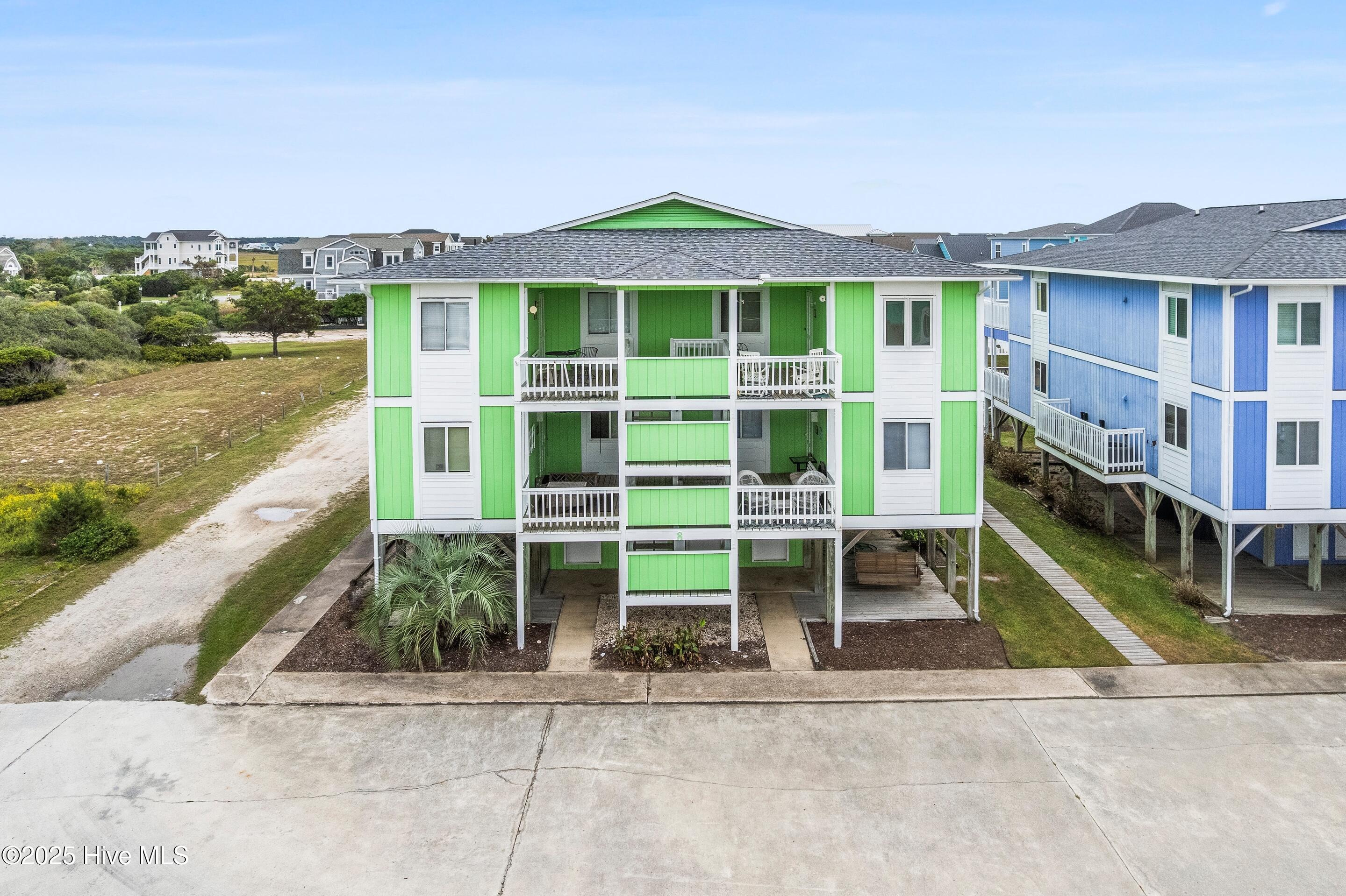 1068 Ocean Boulevard W # 8b