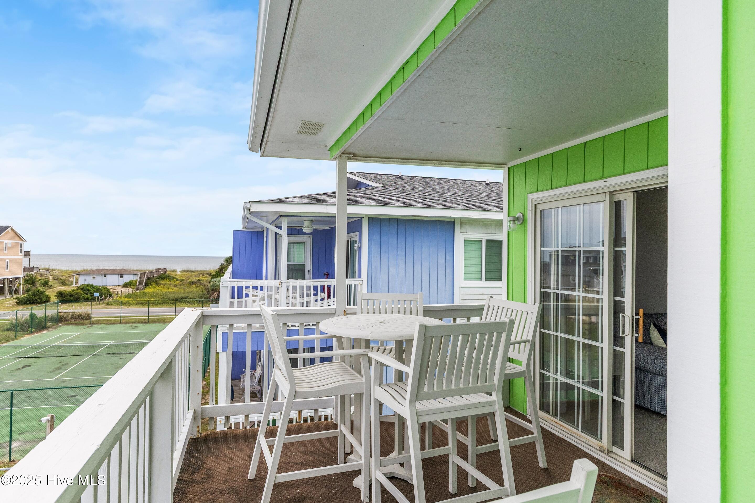 1068 Ocean Boulevard W # 8b