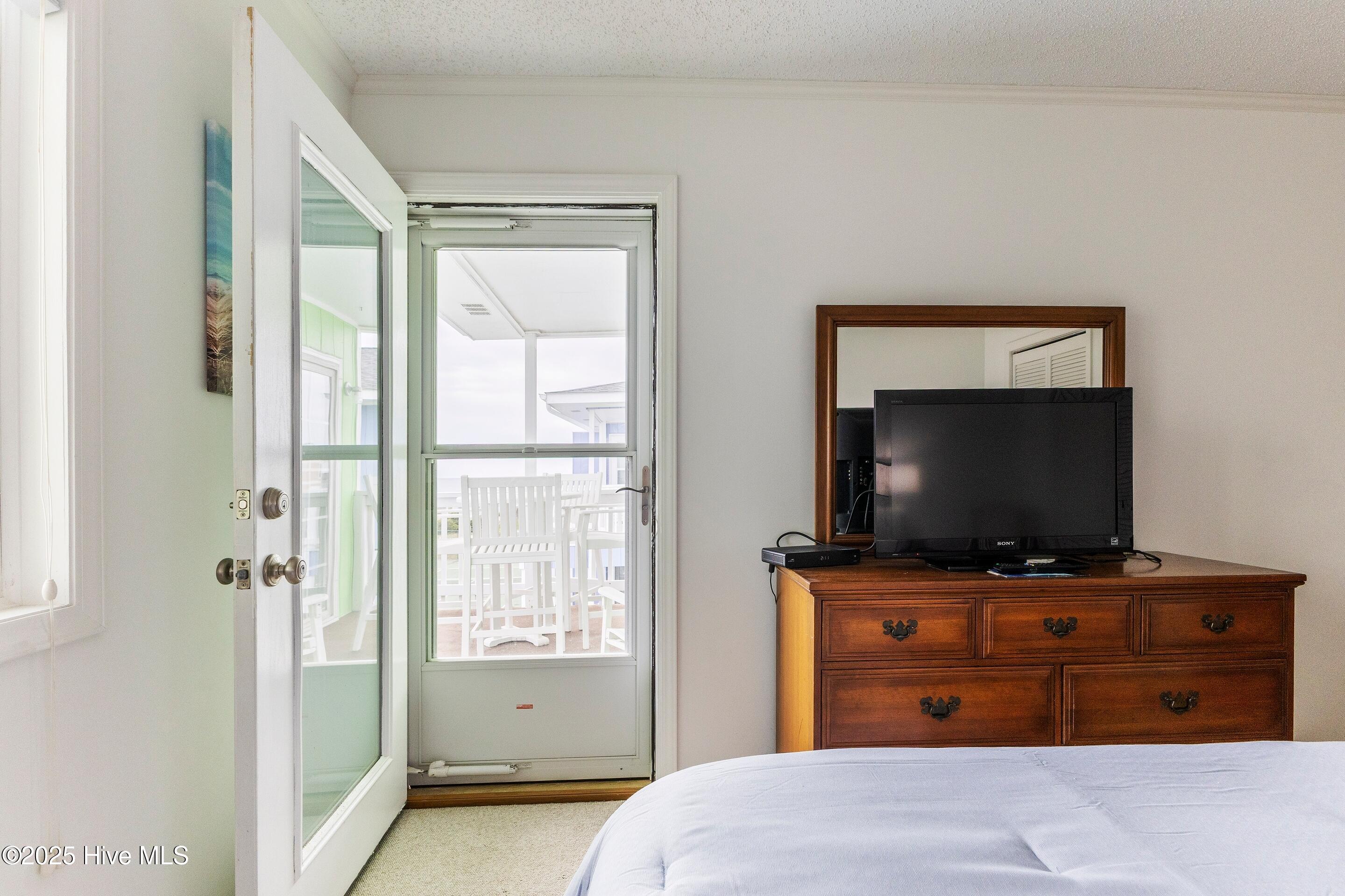 1068 Ocean Boulevard W # 8b
