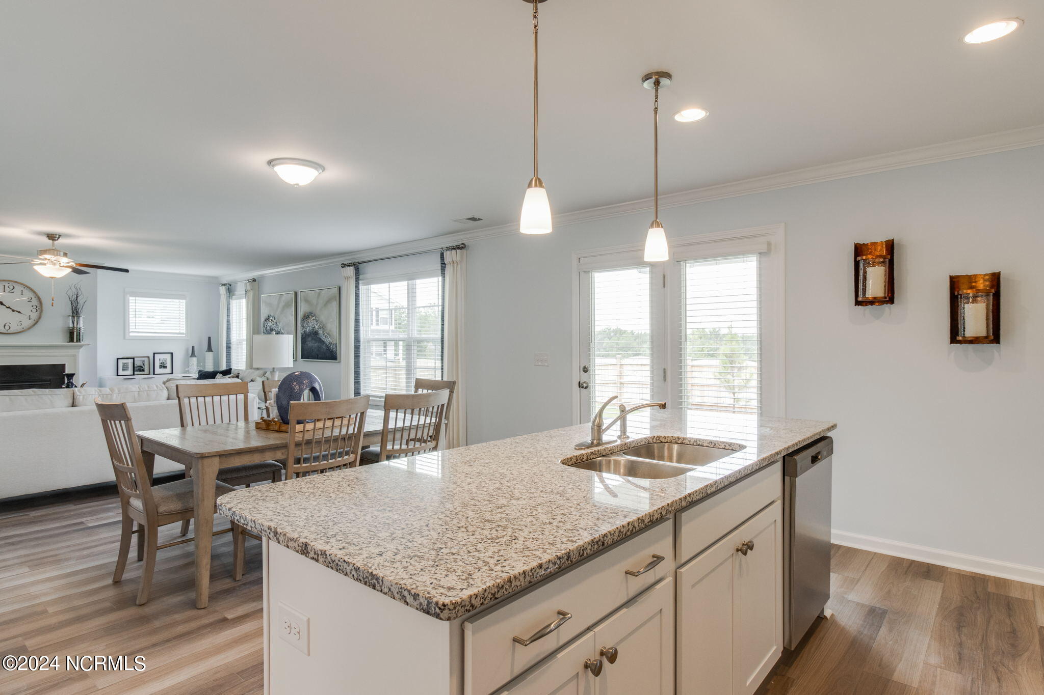 197 Mayflower Drive NW 31