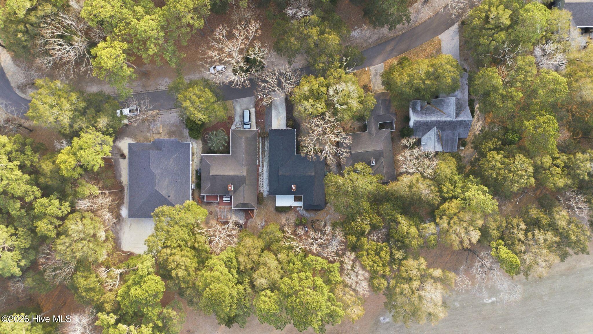 3303 Marsh View Drive SW