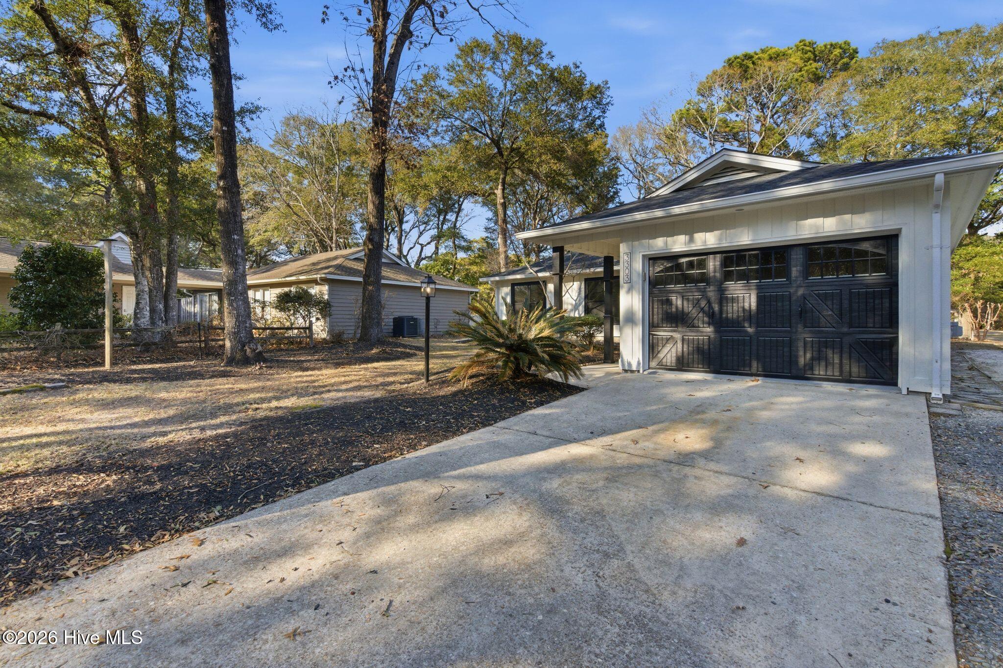 3303 Marsh View Drive SW