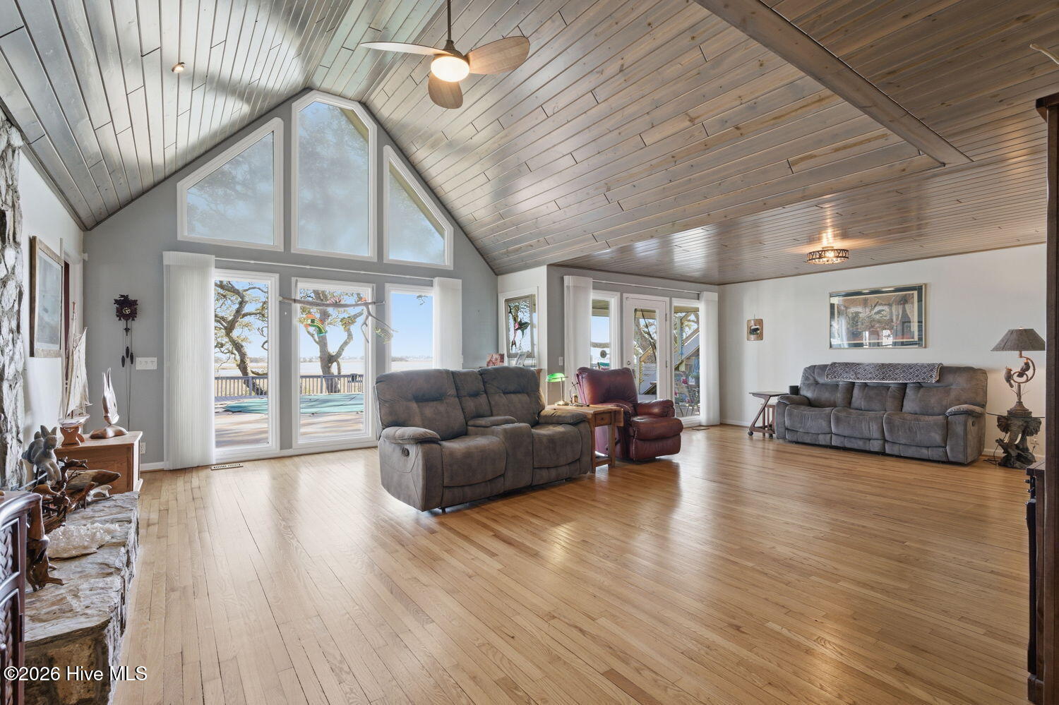 3347 Channelside Drive SW