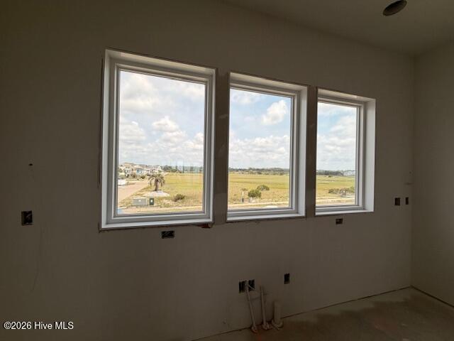 543 Ocean Boulevard W