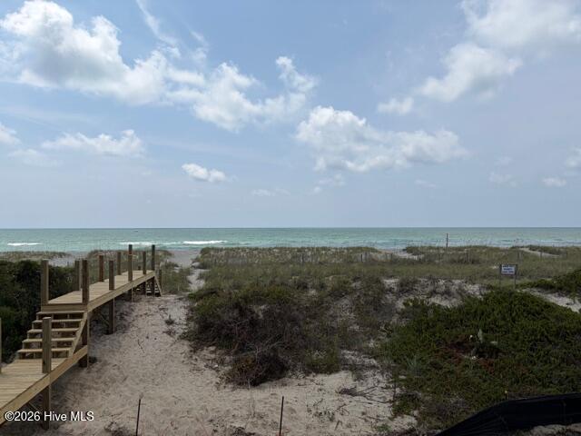 543 Ocean Boulevard W