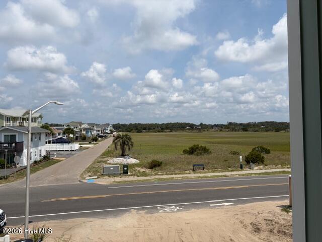 543 Ocean Boulevard W