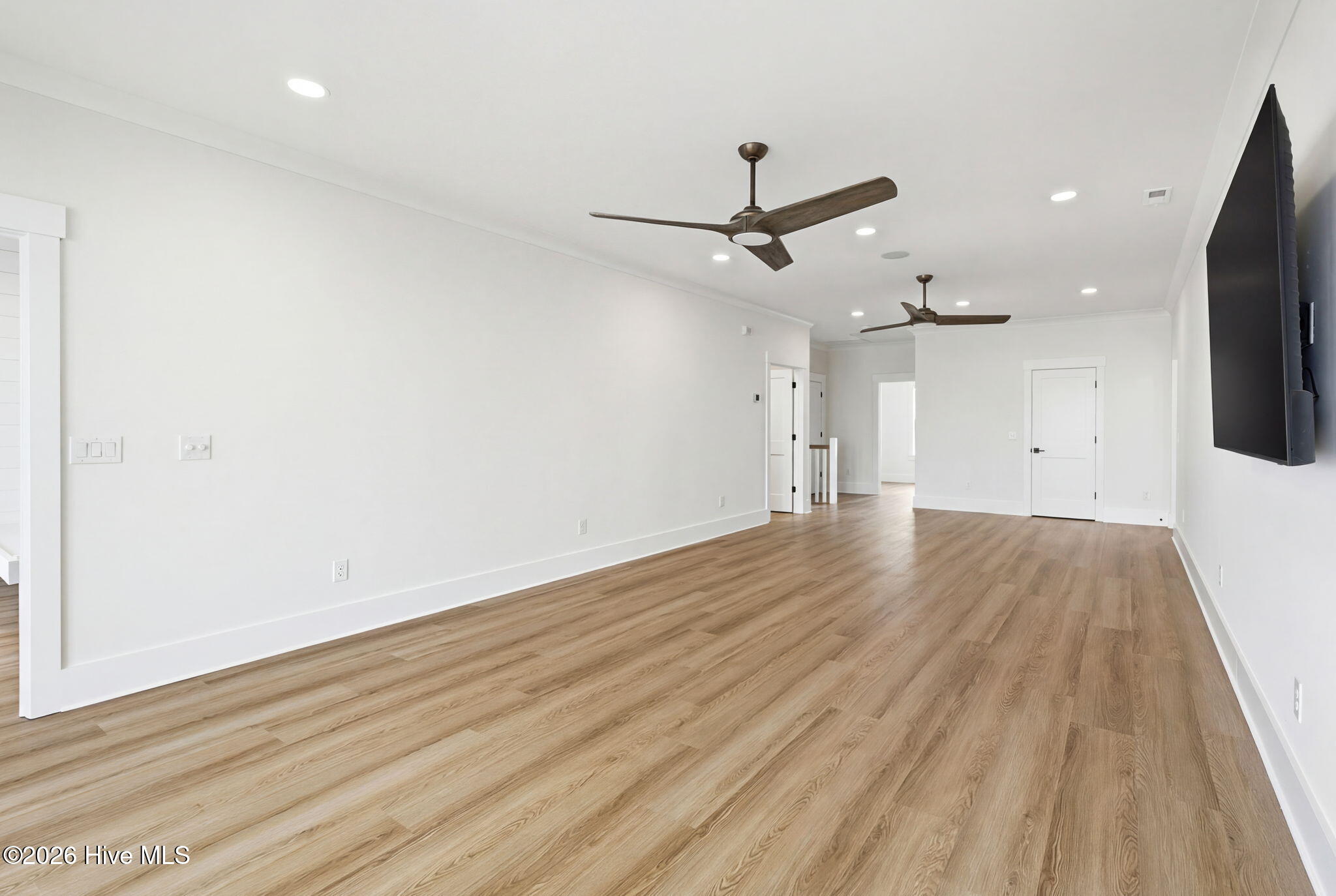 543 Ocean Boulevard W