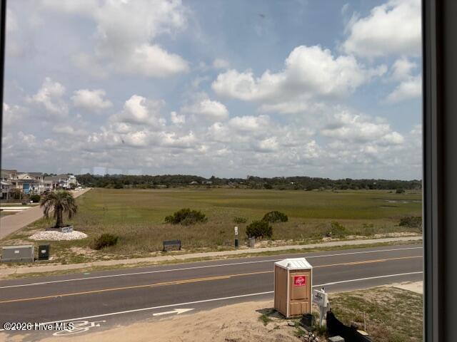 543 Ocean Boulevard W