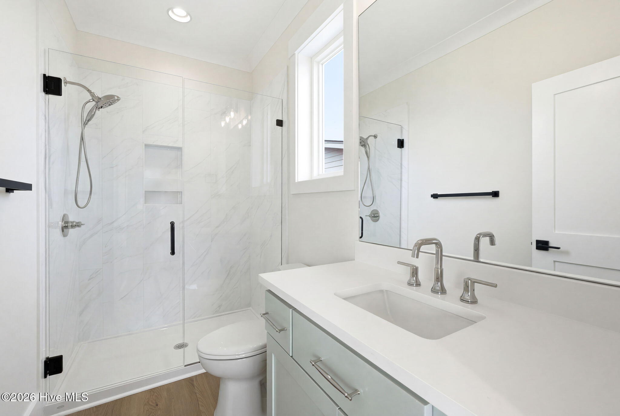 543 Ocean Boulevard W