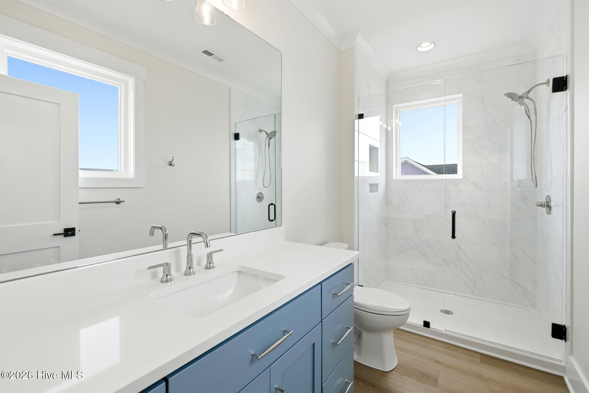 787 Ocean Boulevard W