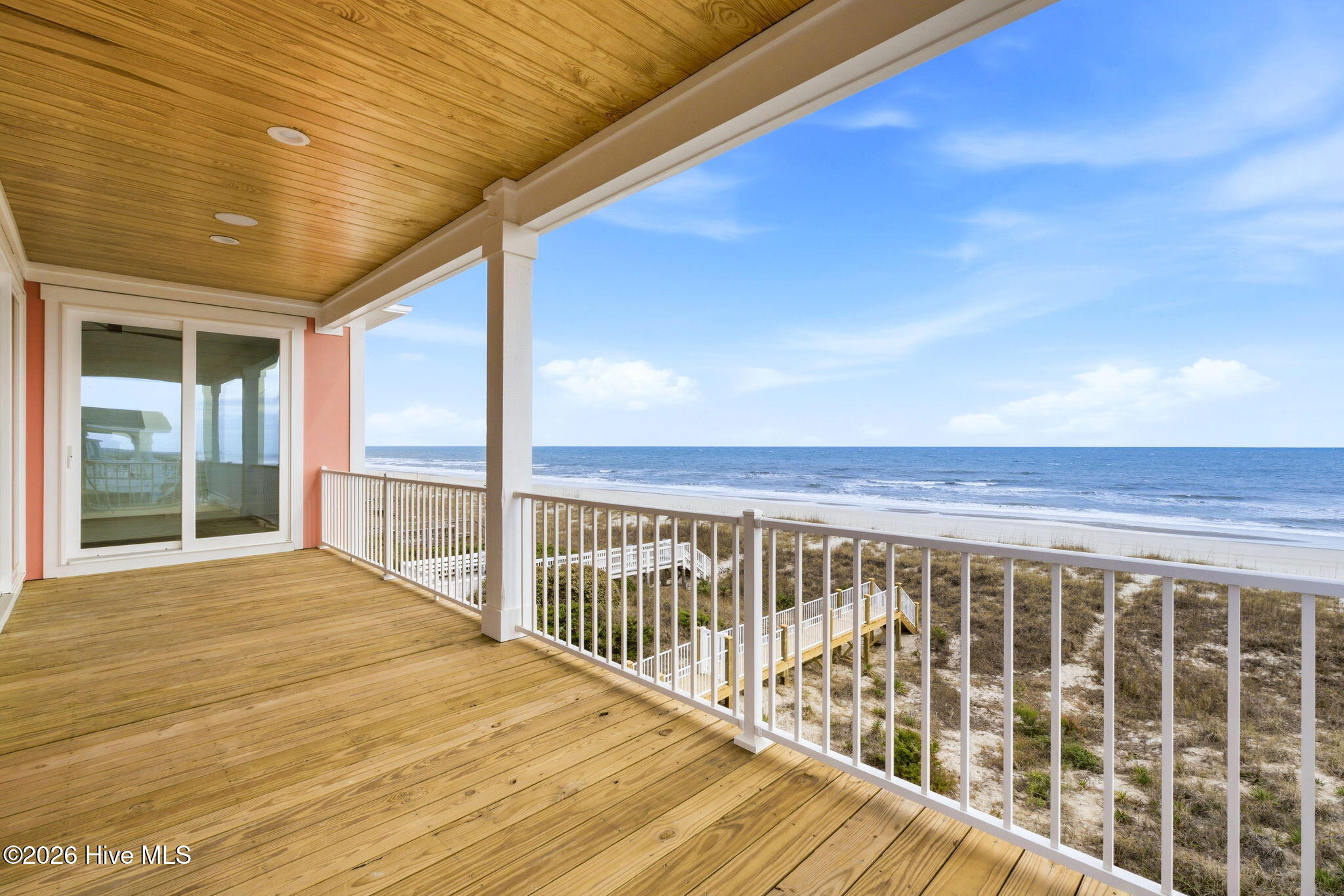 787 Ocean Boulevard W