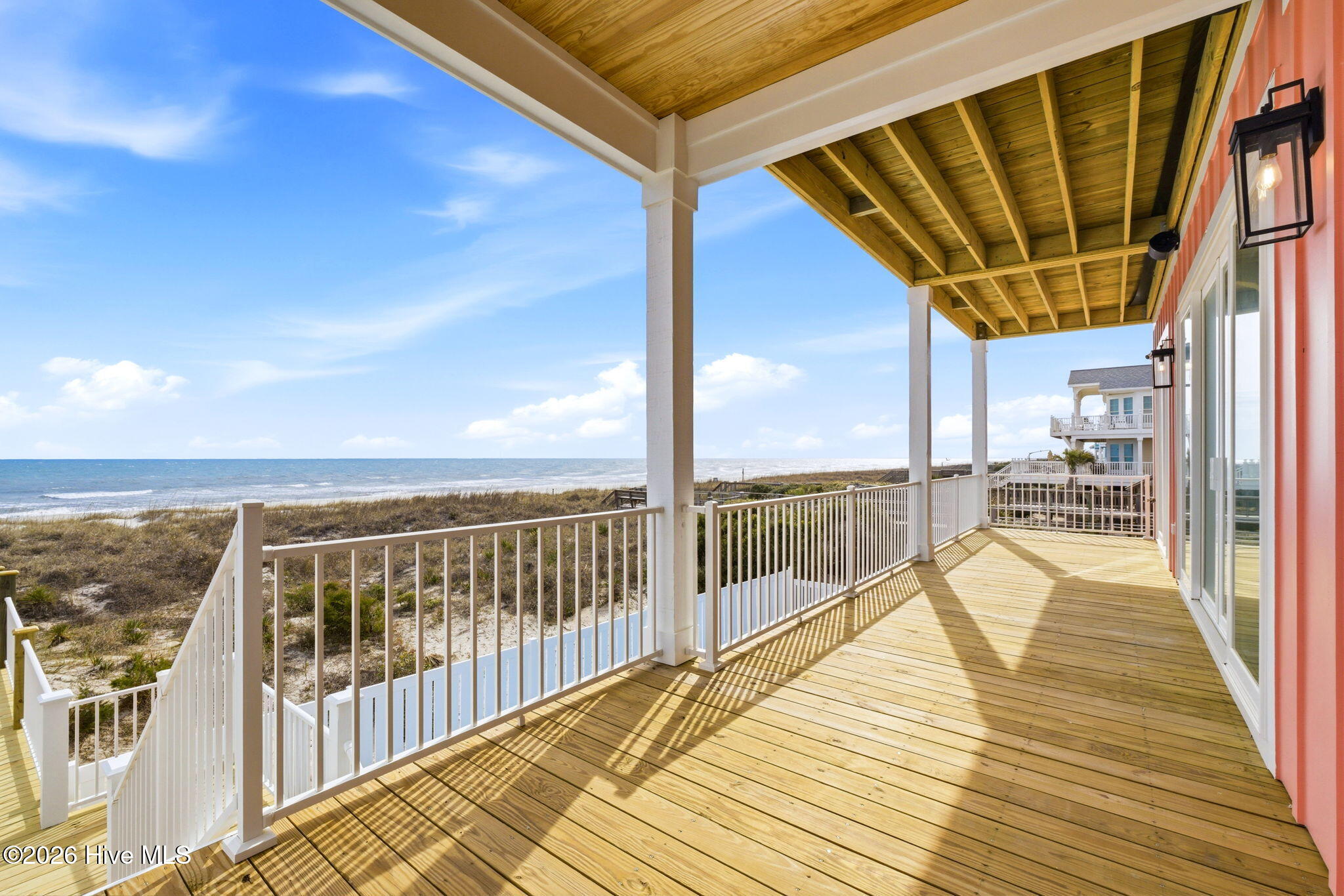 787 Ocean Boulevard W