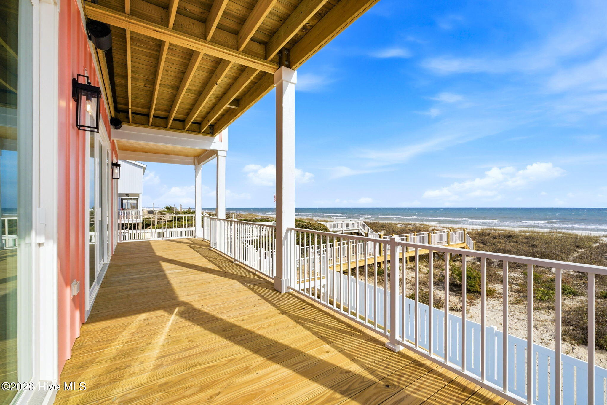 787 Ocean Boulevard W