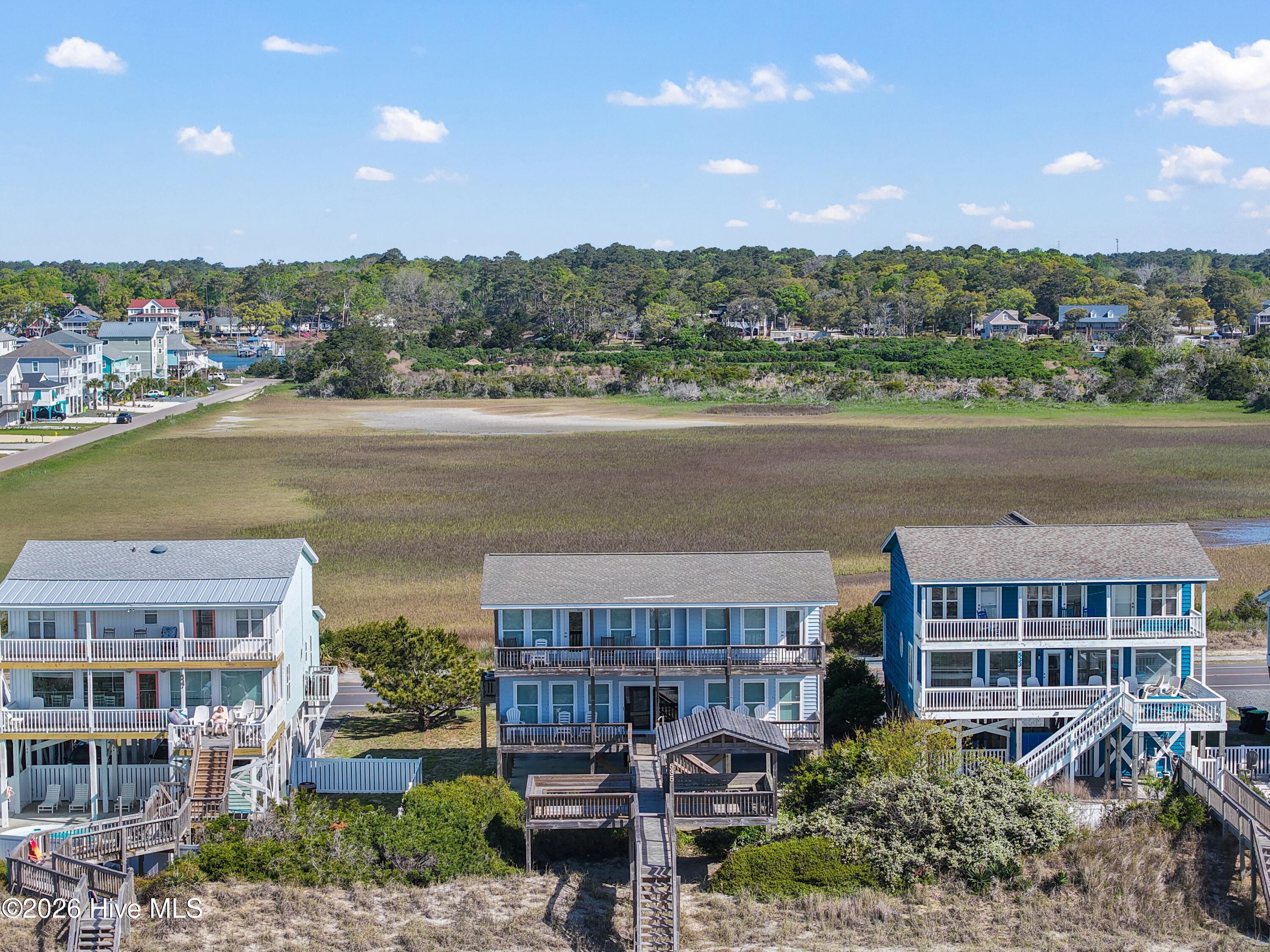 535 Ocean Boulevard W