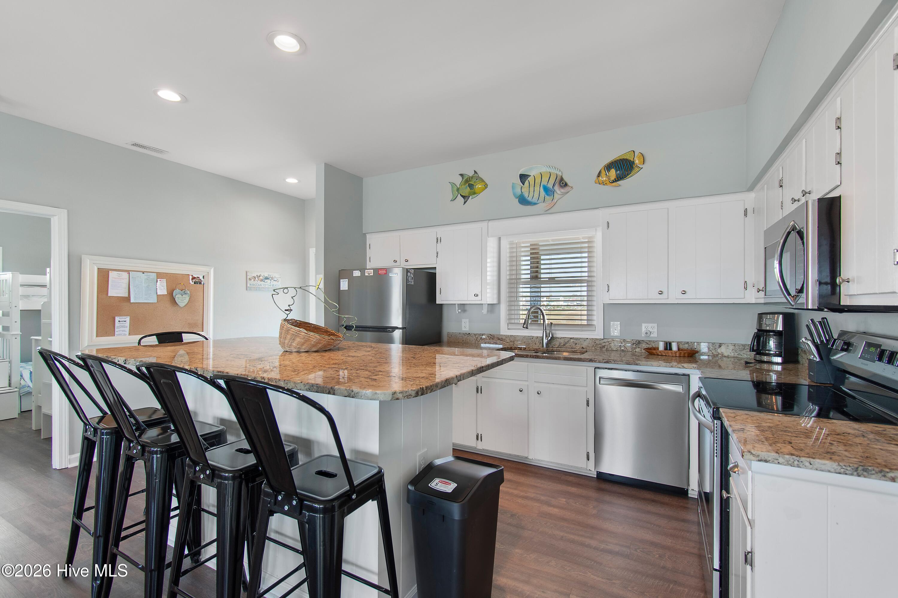535 Ocean Boulevard W