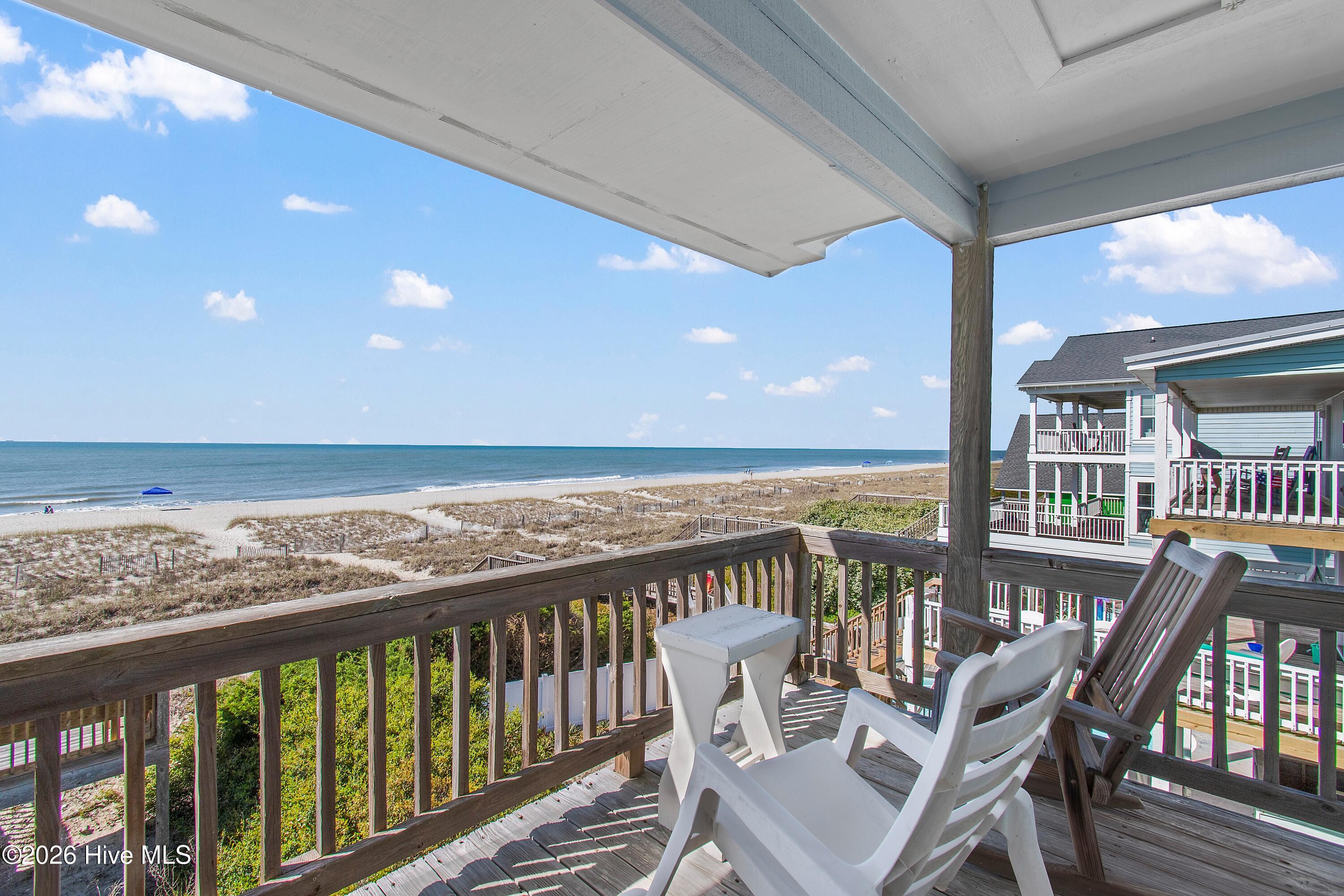 535 Ocean Boulevard W
