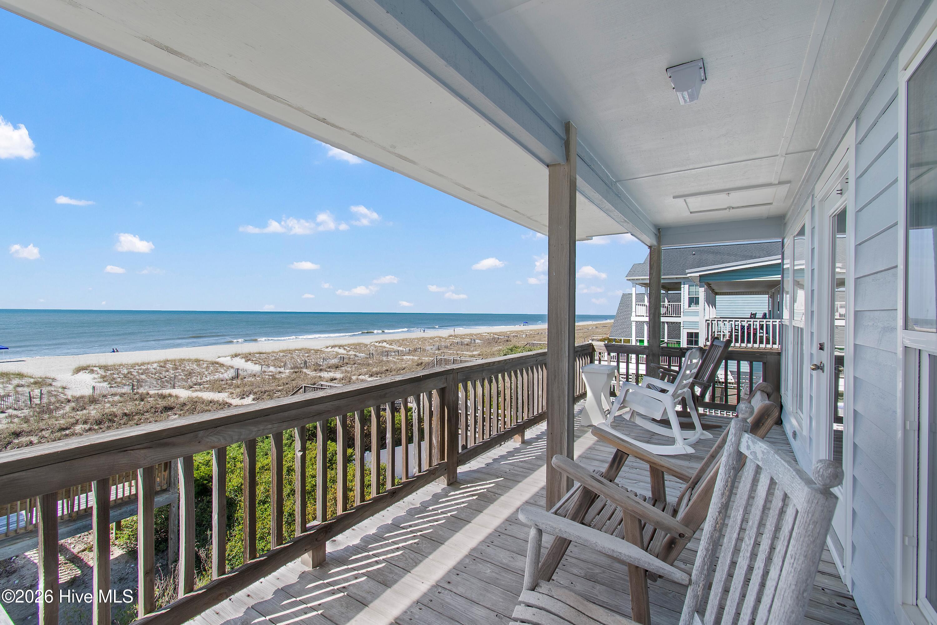 535 Ocean Boulevard W