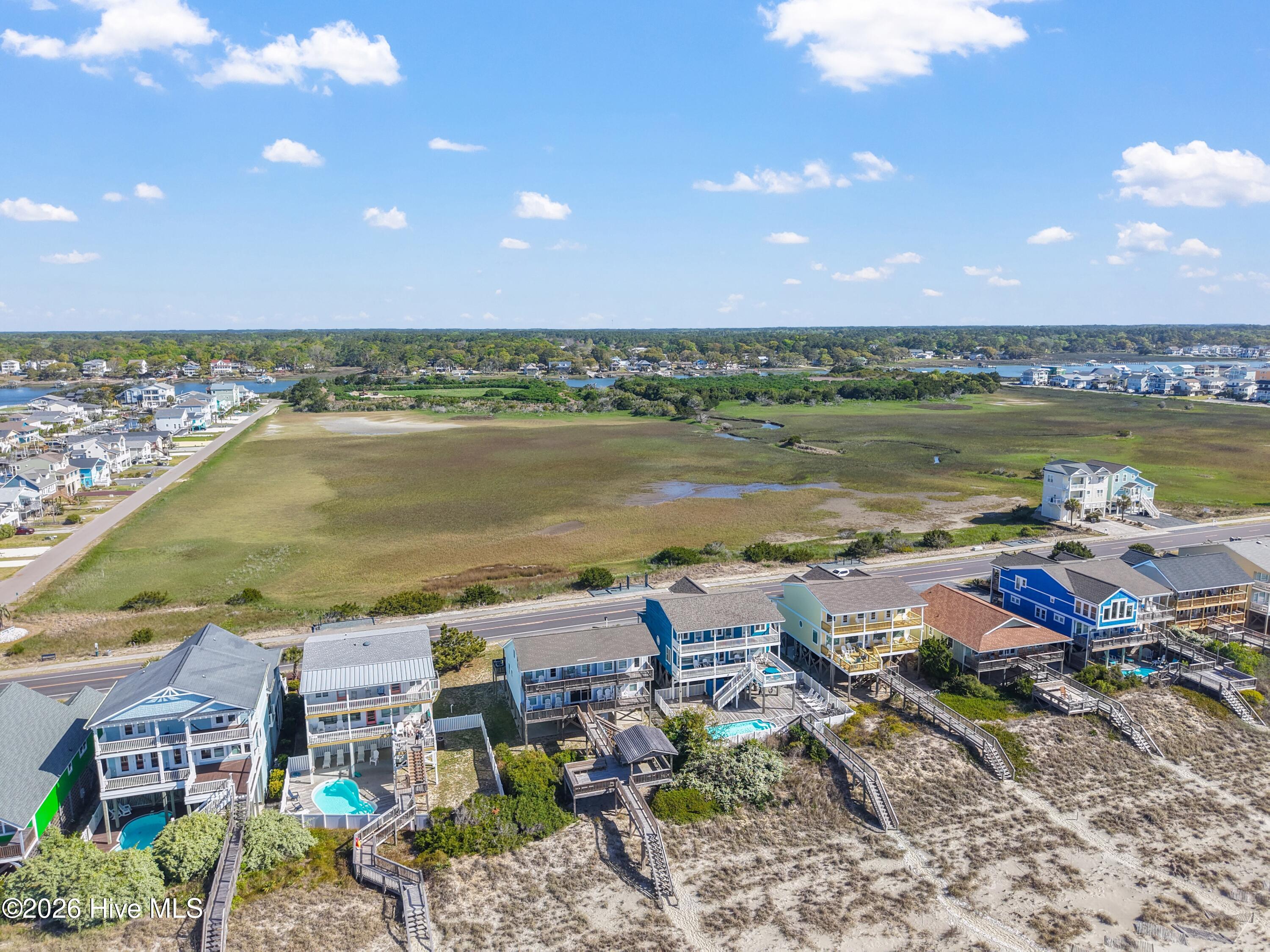 535 Ocean Boulevard W