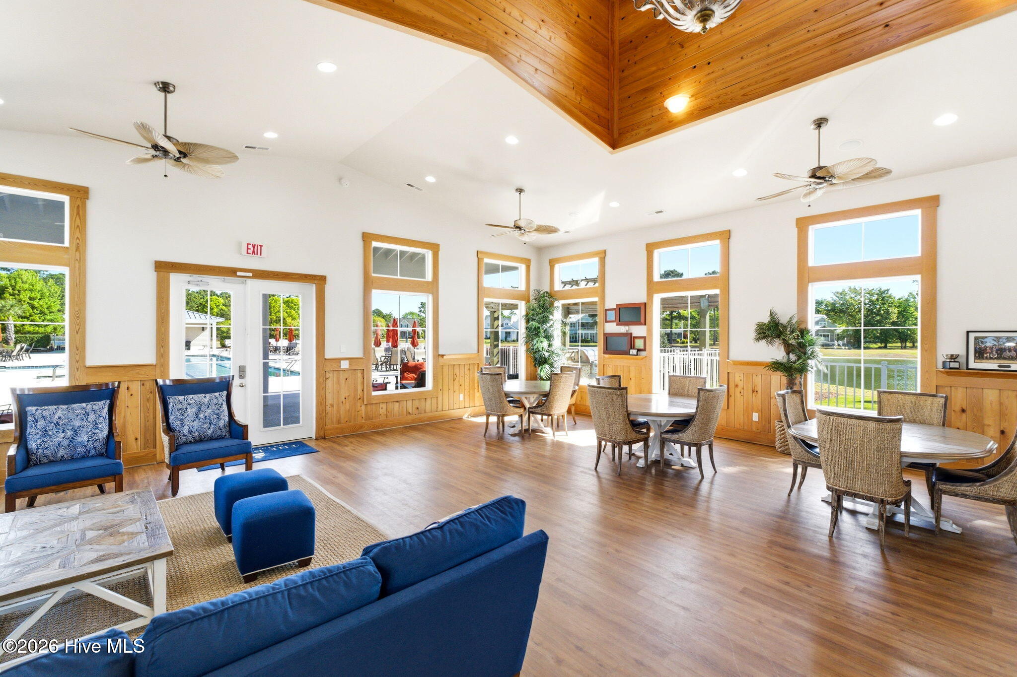3784 Crab Catcher Loop NE
