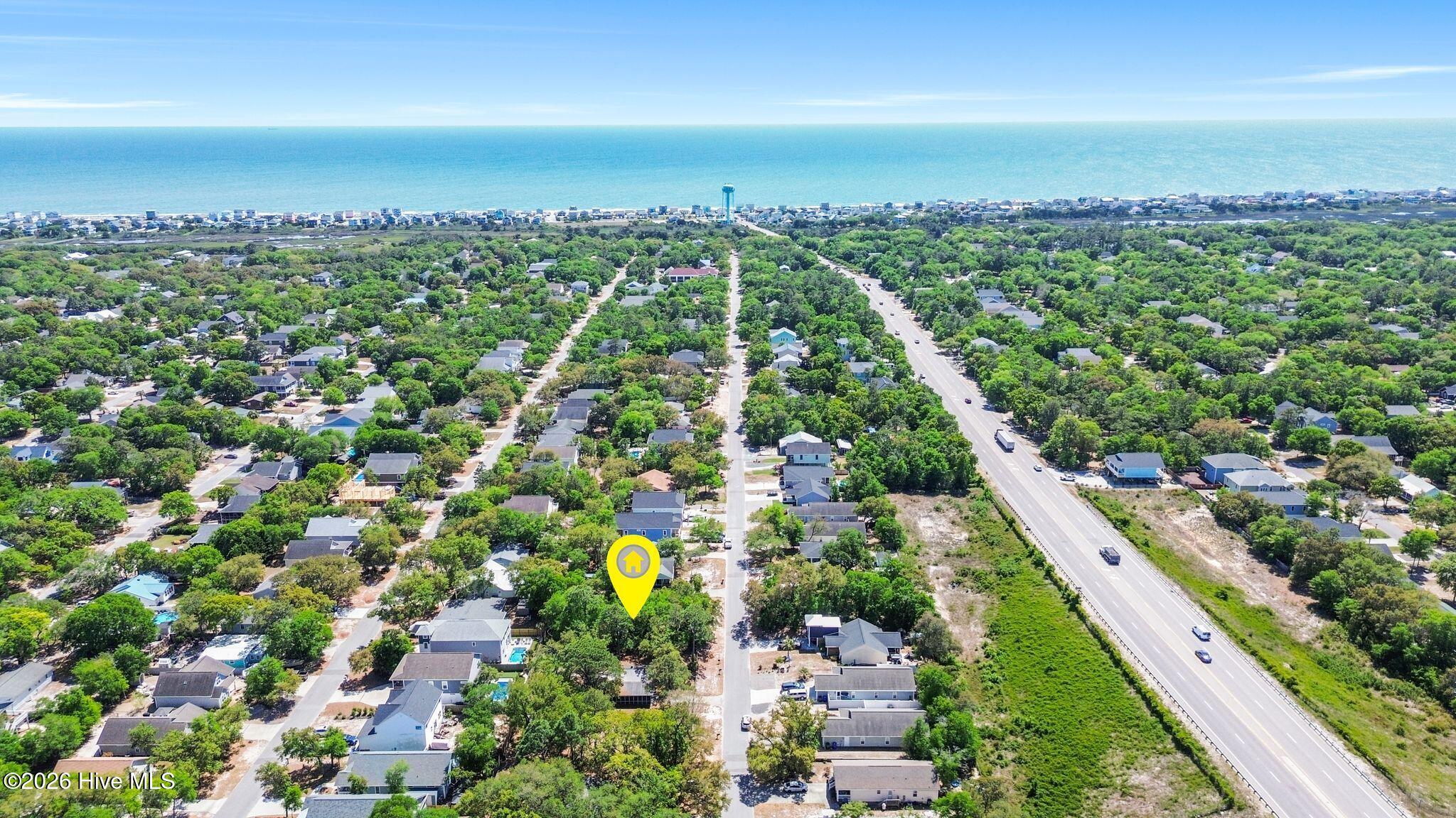 48 48 & 1/2 47 NE 1st Street