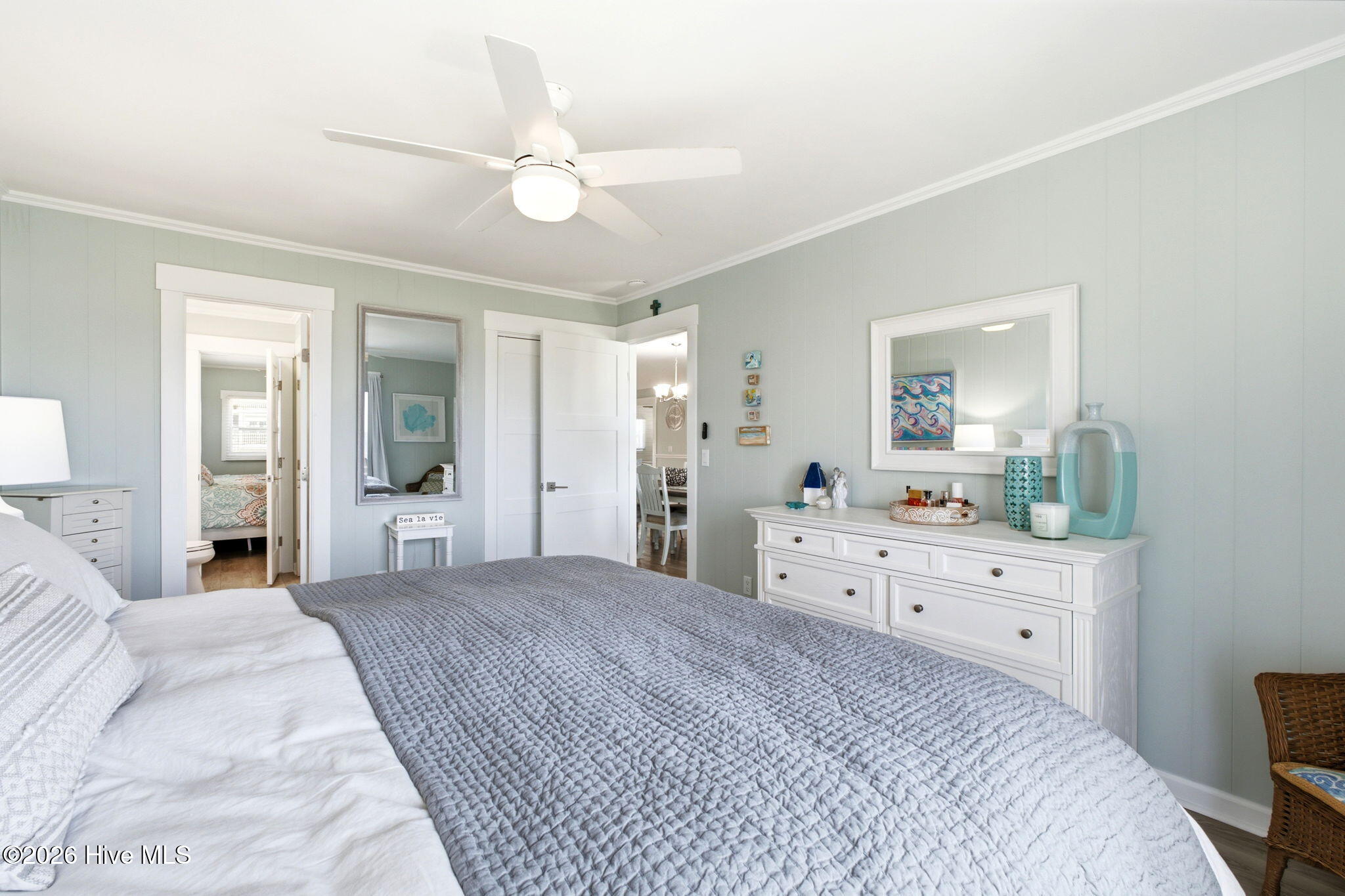 177 Ocean Boulevard W