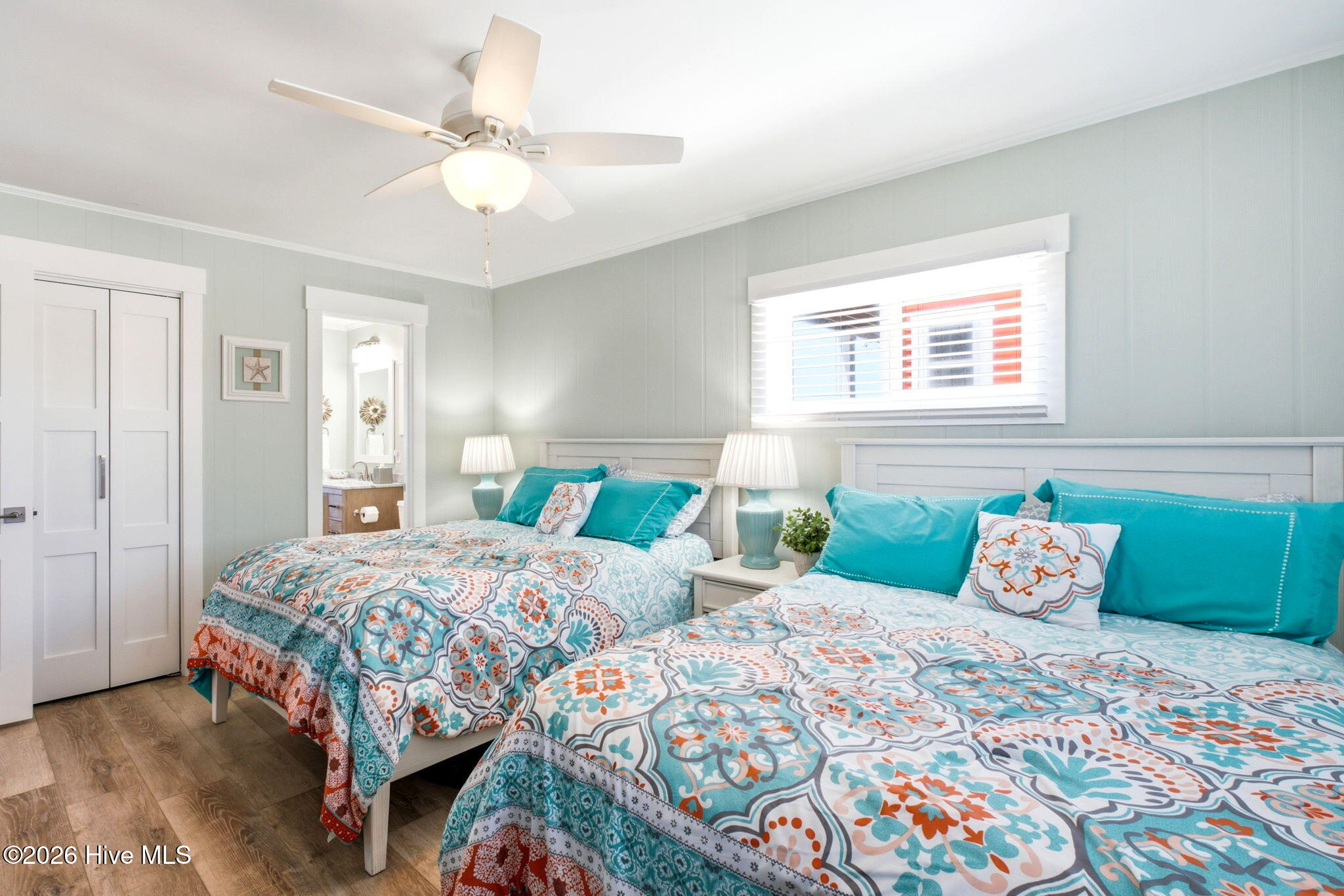 177 Ocean Boulevard W