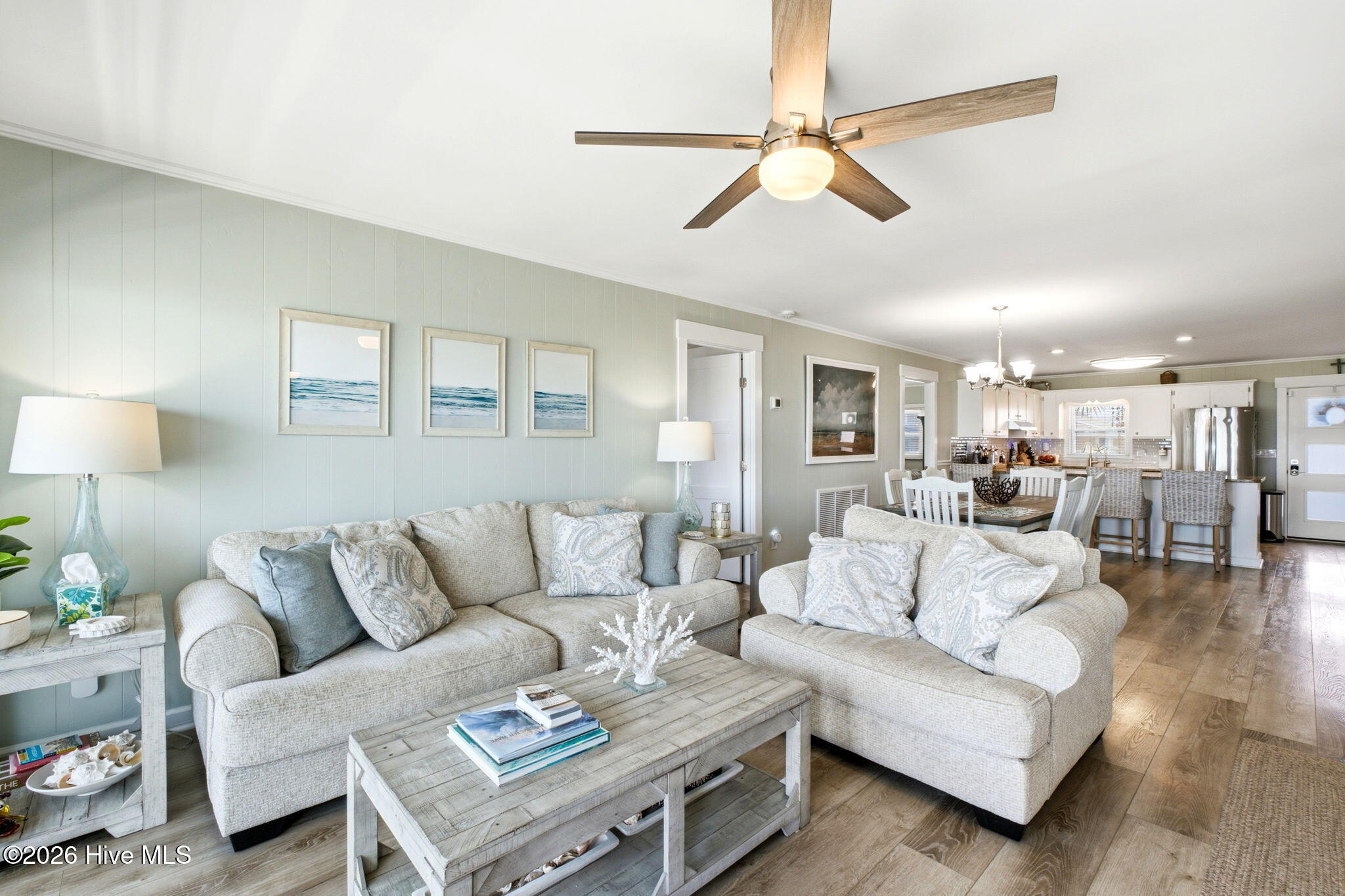 177 Ocean Boulevard W