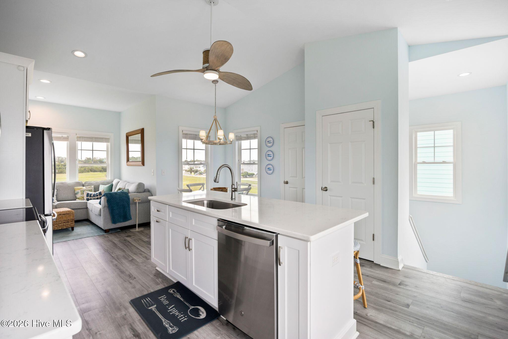 494 Ocean Boulevard W