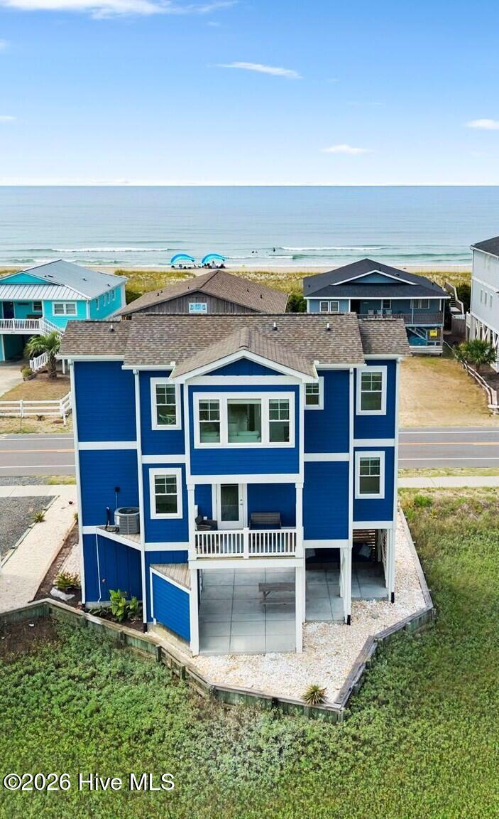 494 Ocean Boulevard W