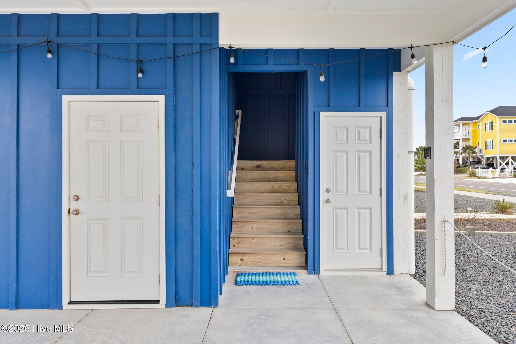 494 Ocean Boulevard W
