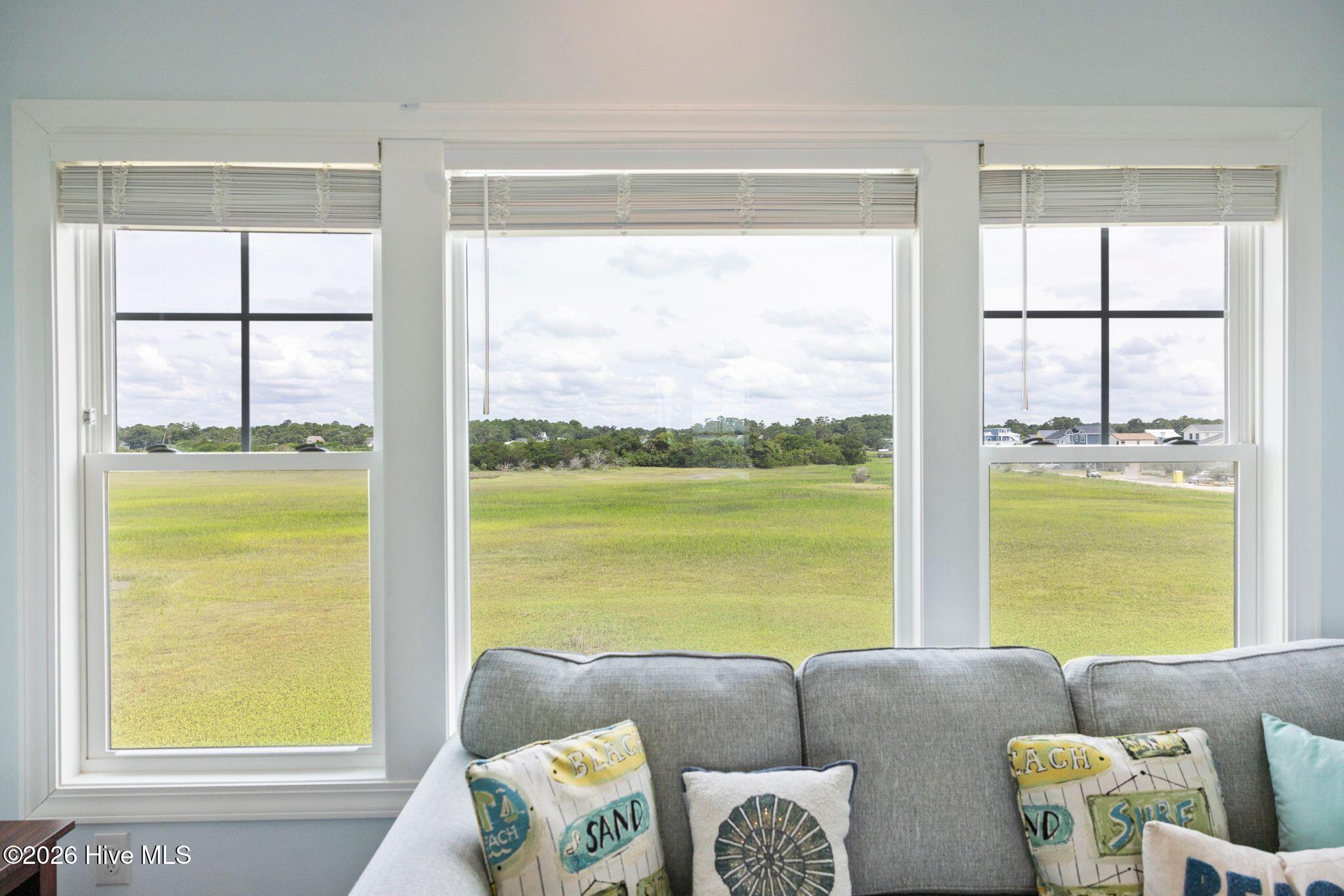 494 Ocean Boulevard W