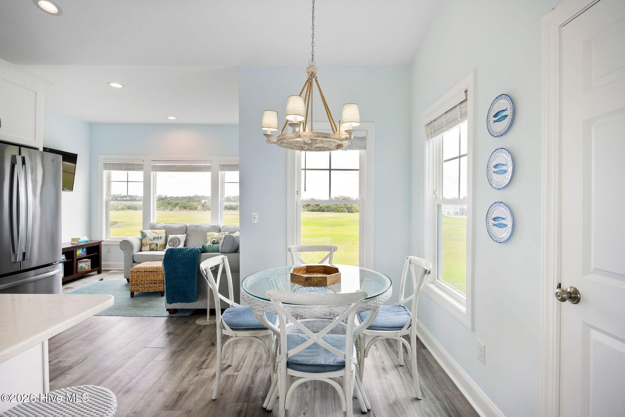 494 Ocean Boulevard W