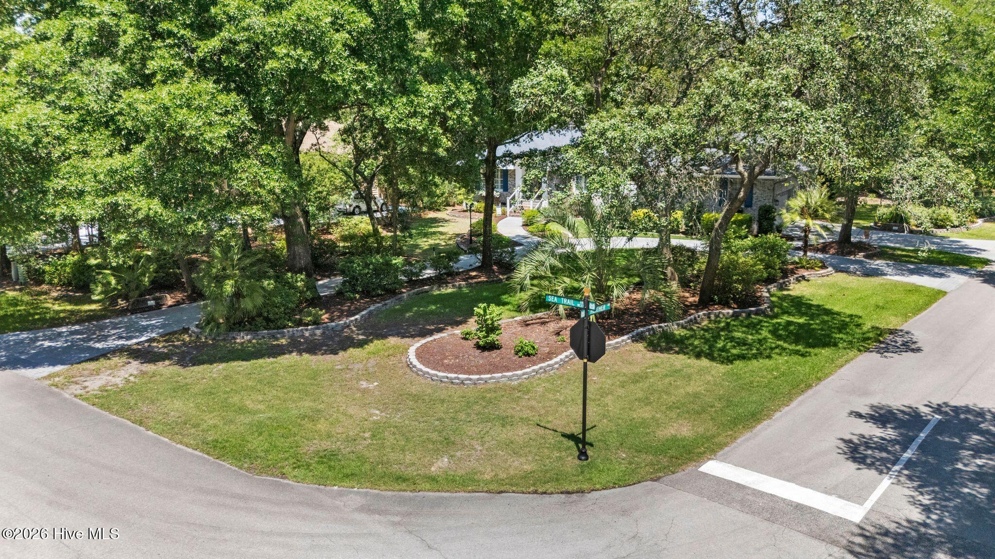 280 Sea Trail Drive W