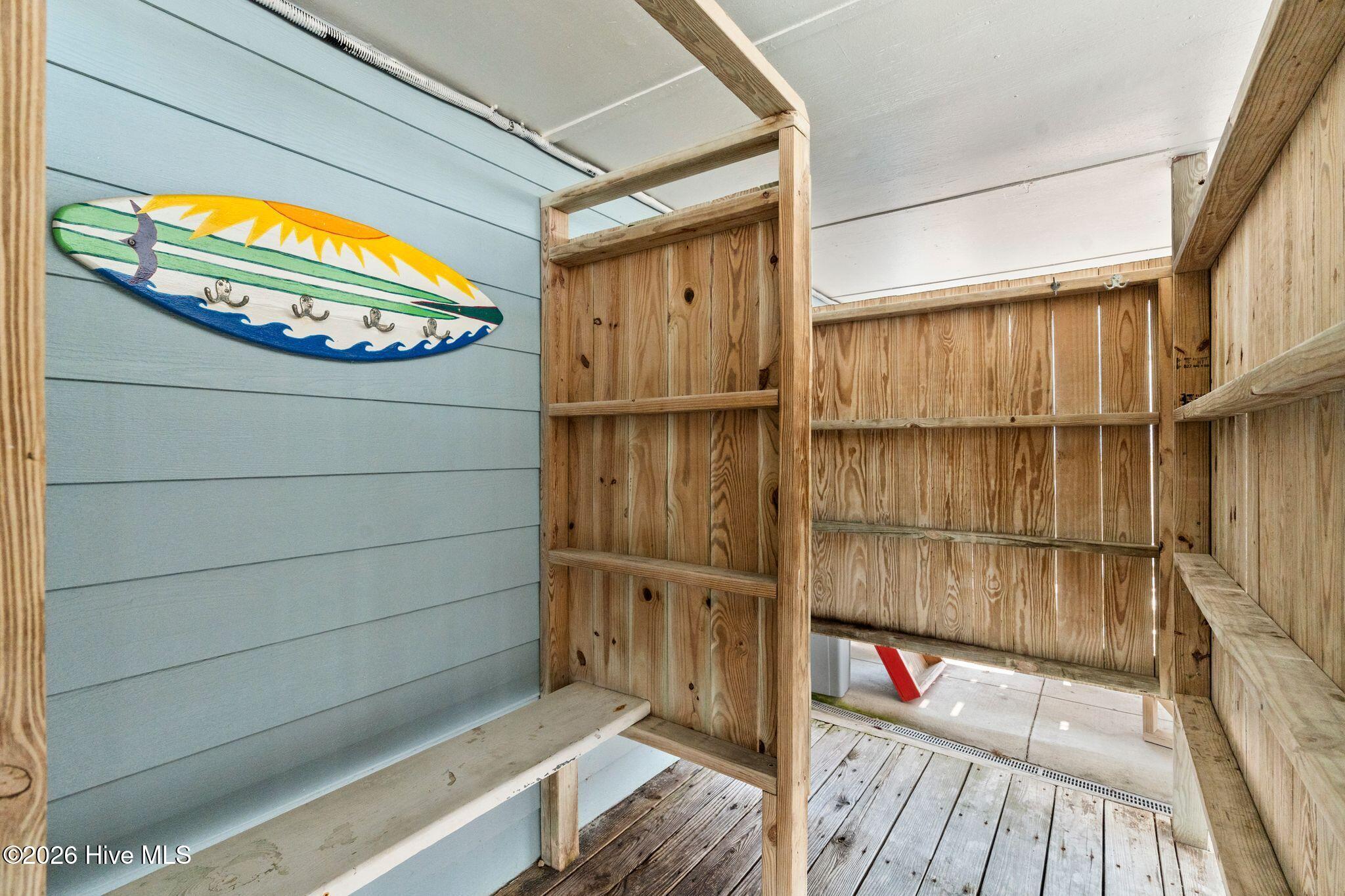 145 Ocean Boulevard W