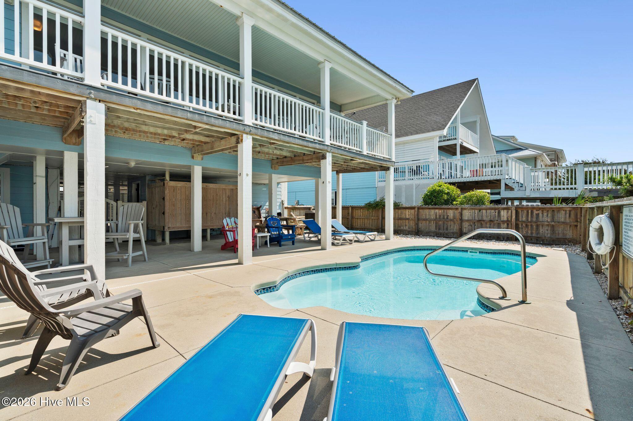 145 Ocean Boulevard W