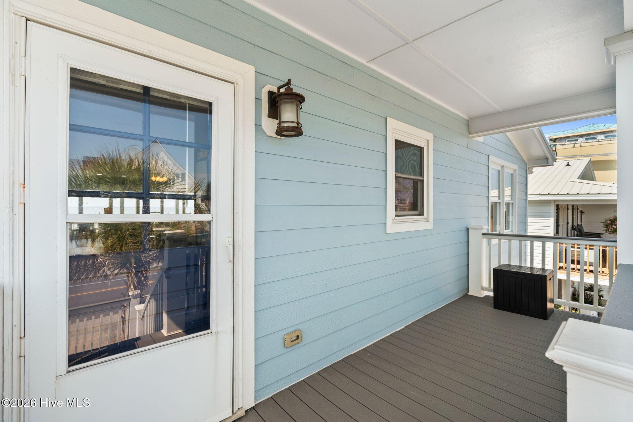 145 Ocean Boulevard W