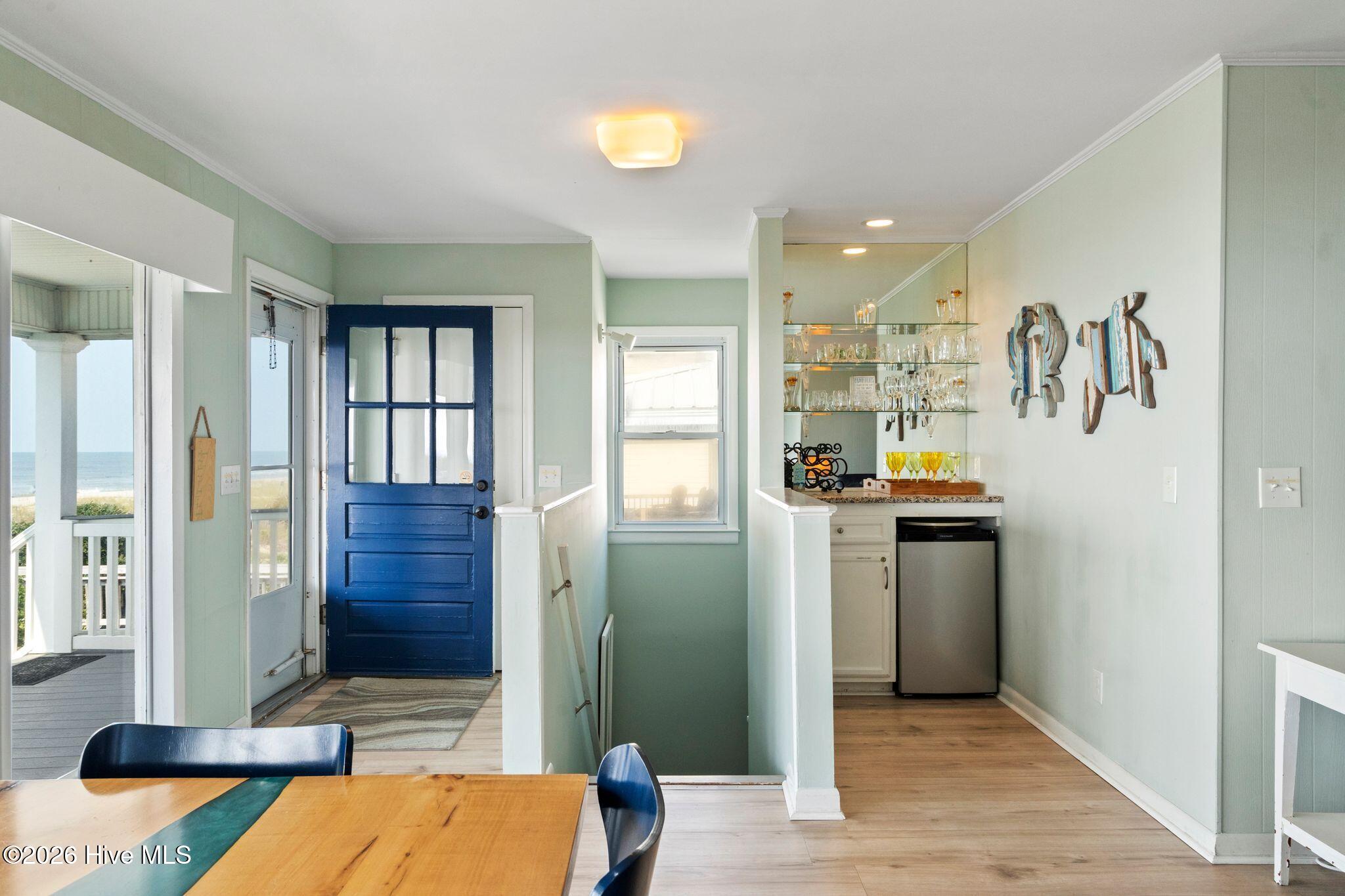 145 Ocean Boulevard W