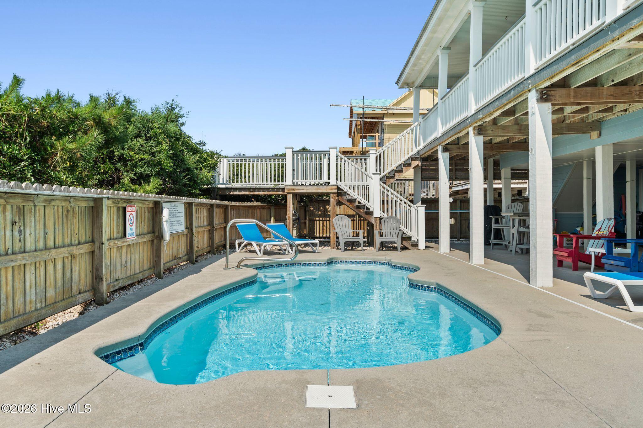 145 Ocean Boulevard W