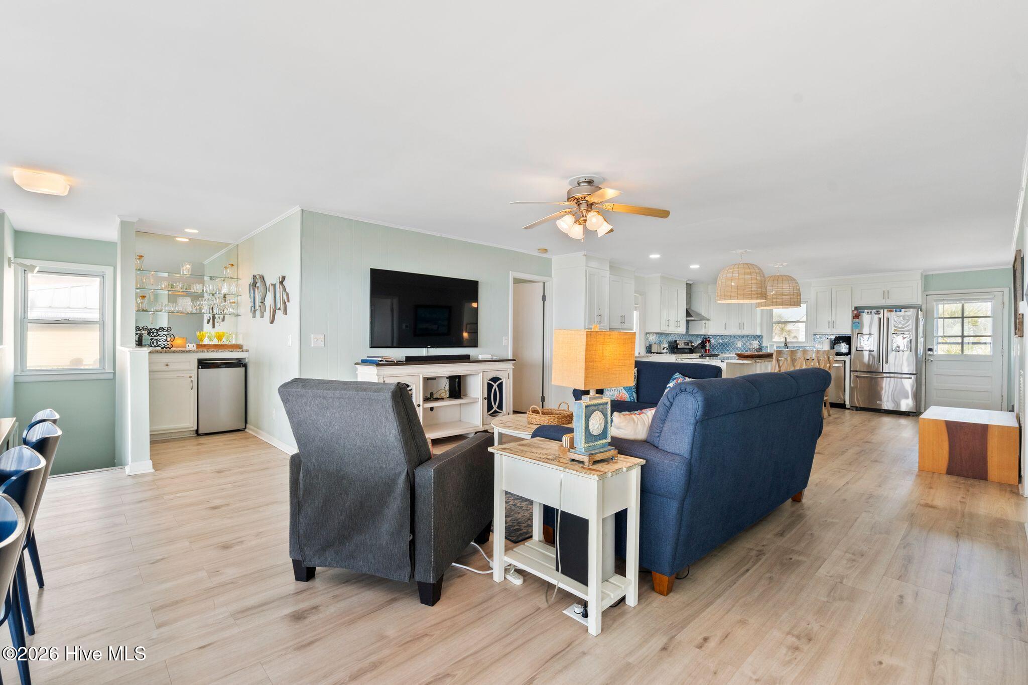 145 Ocean Boulevard W