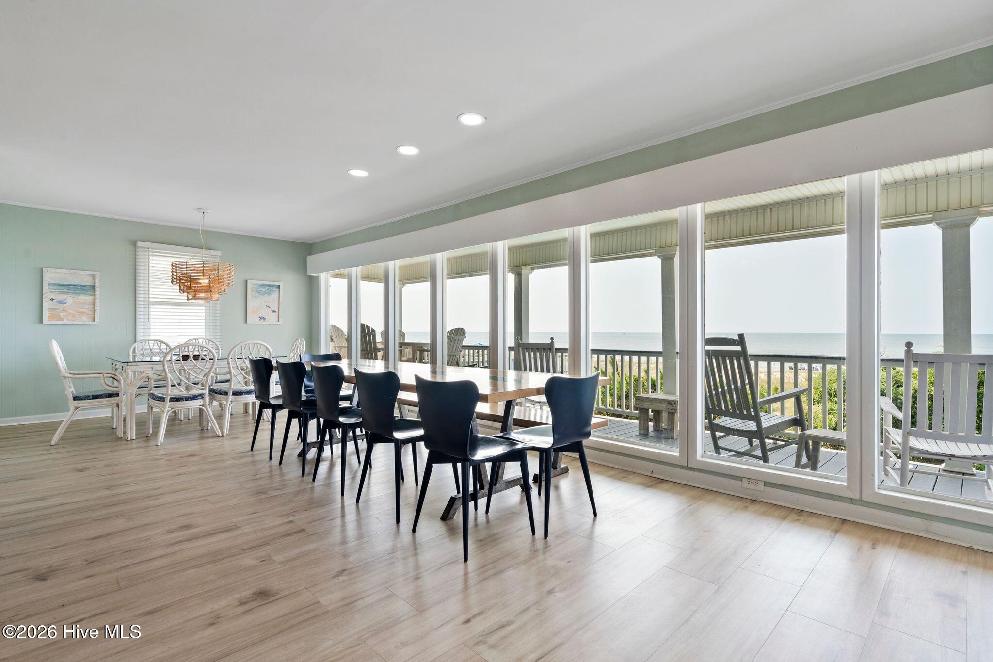 145 Ocean Boulevard W