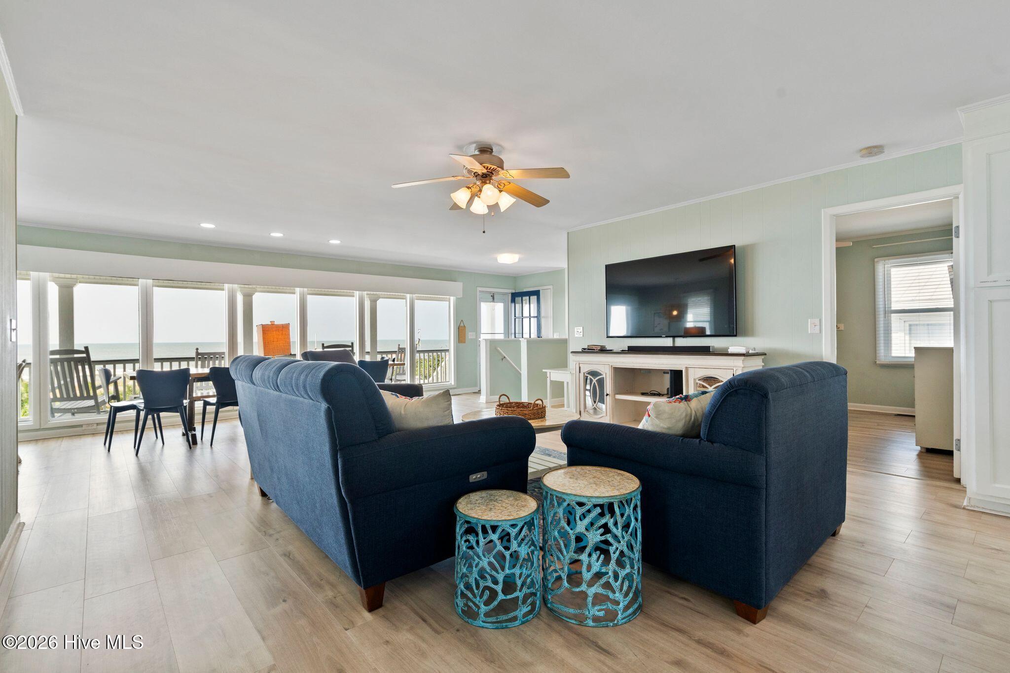 145 Ocean Boulevard W