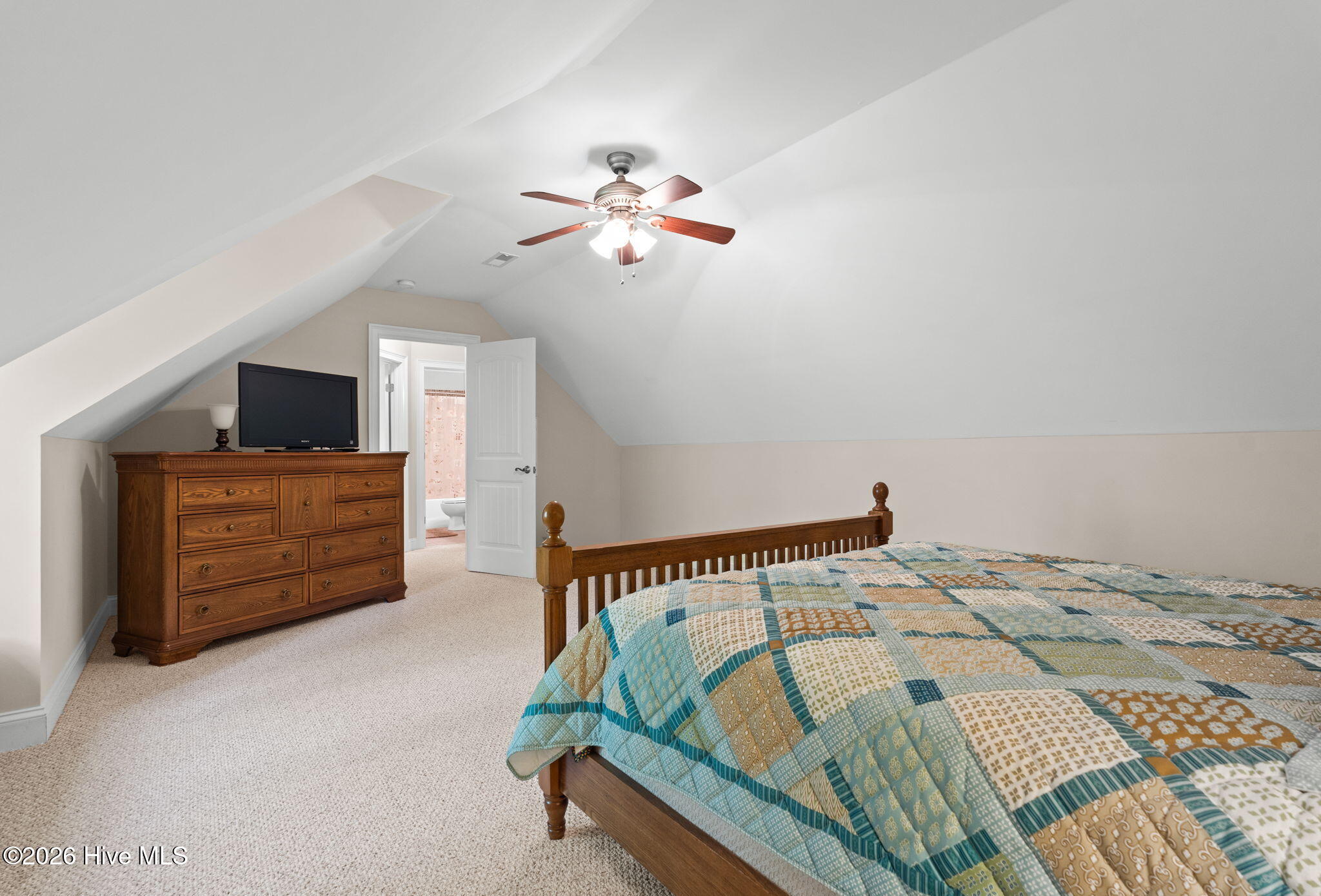 172 Country Club Drive SW